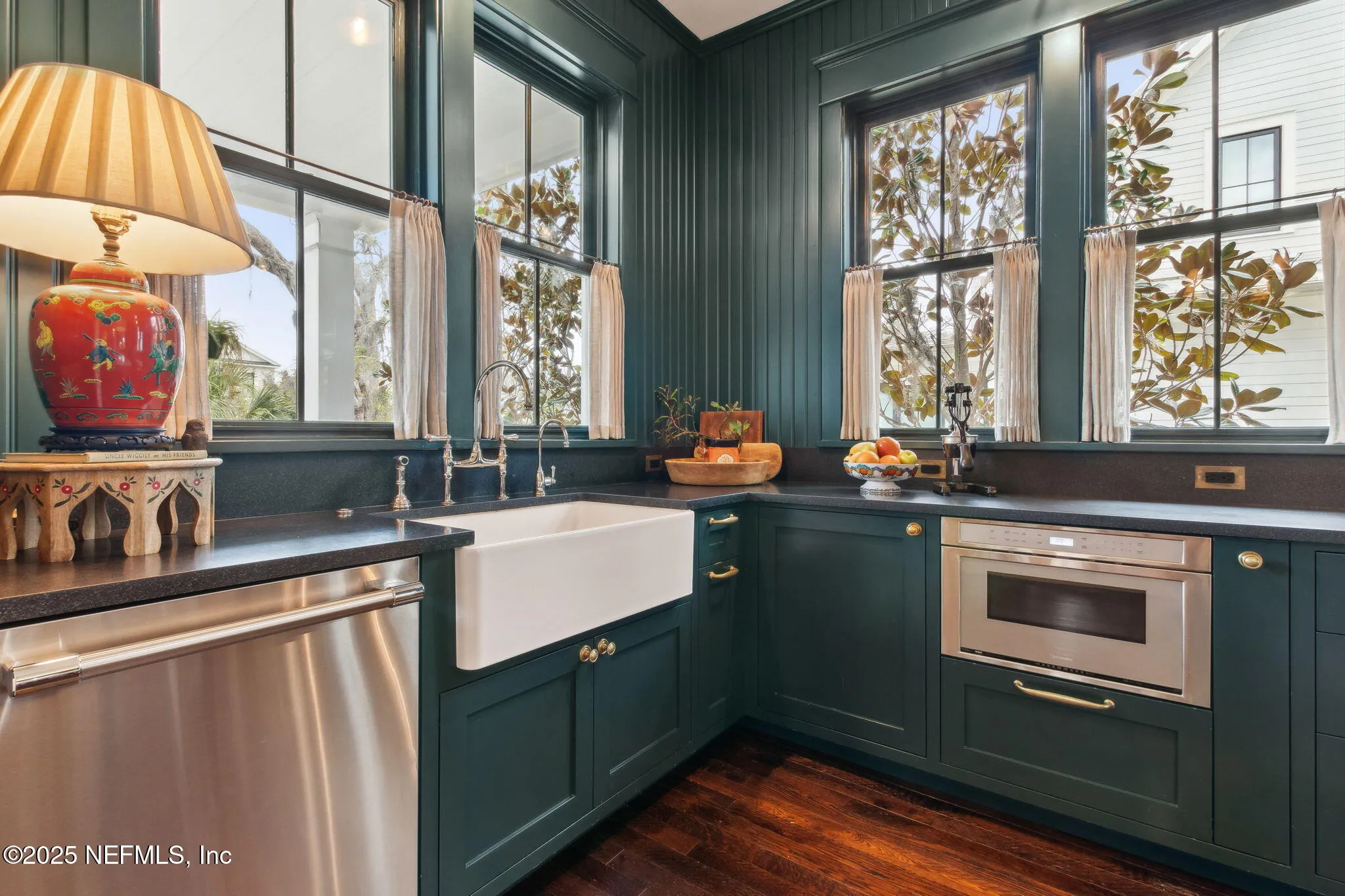 Fernandina Beach, Florida 32034, United States, 4 Bedrooms Bedrooms, ,4 BathroomsBathrooms,Residential,Active,96665