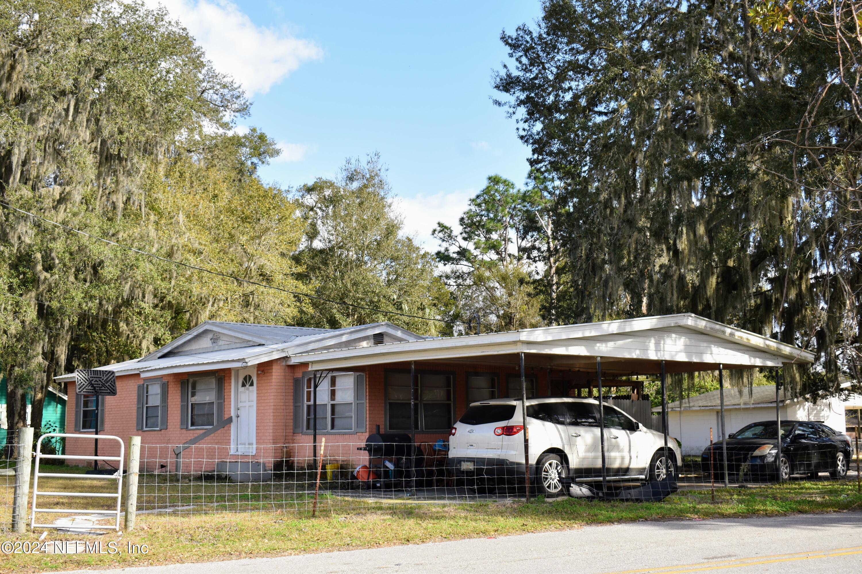 Palatka, FL home for sale located at 7355 Crill Avenue, Palatka, FL 32177
