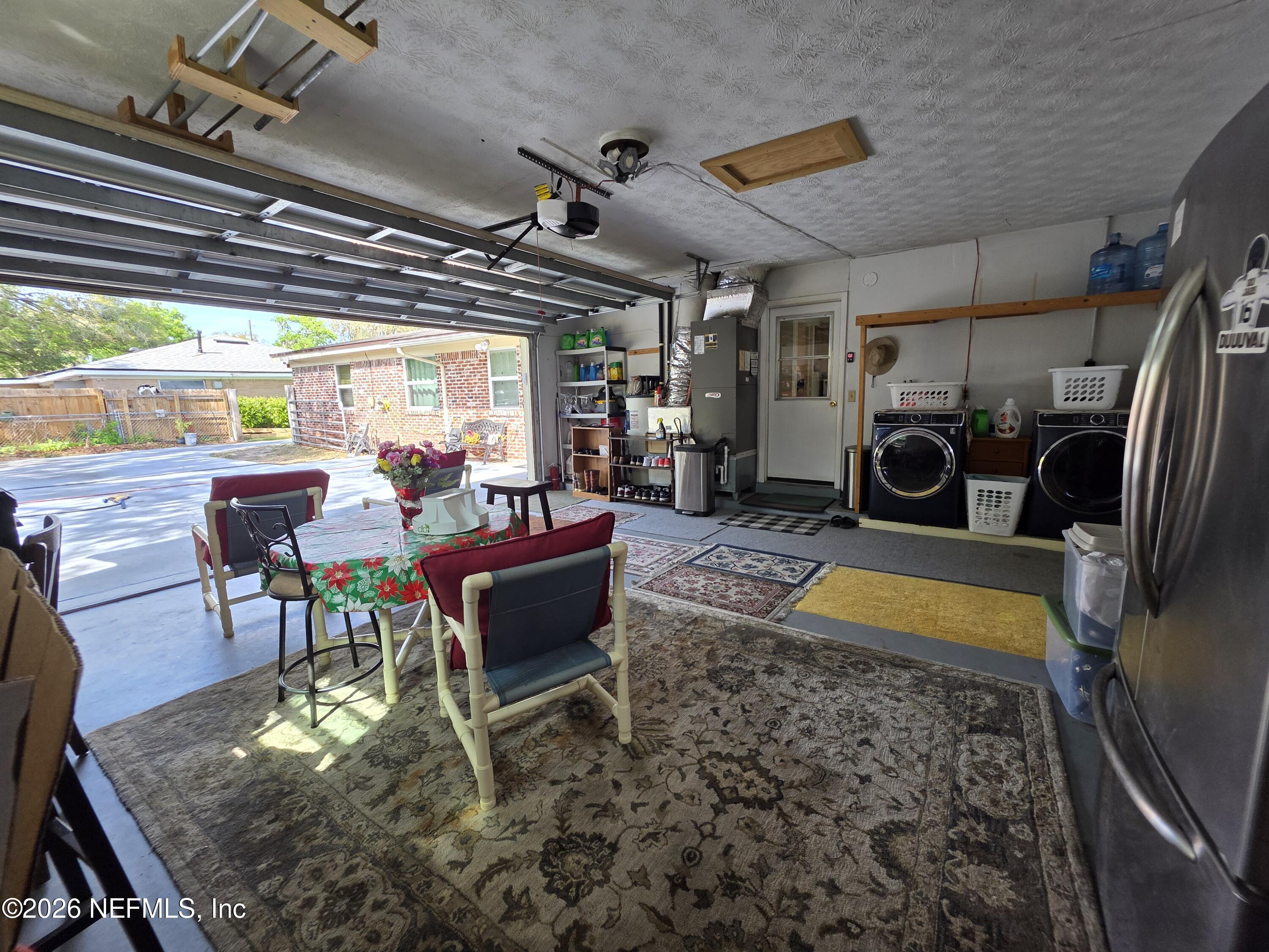 1682 WESTMINISTER Avenue