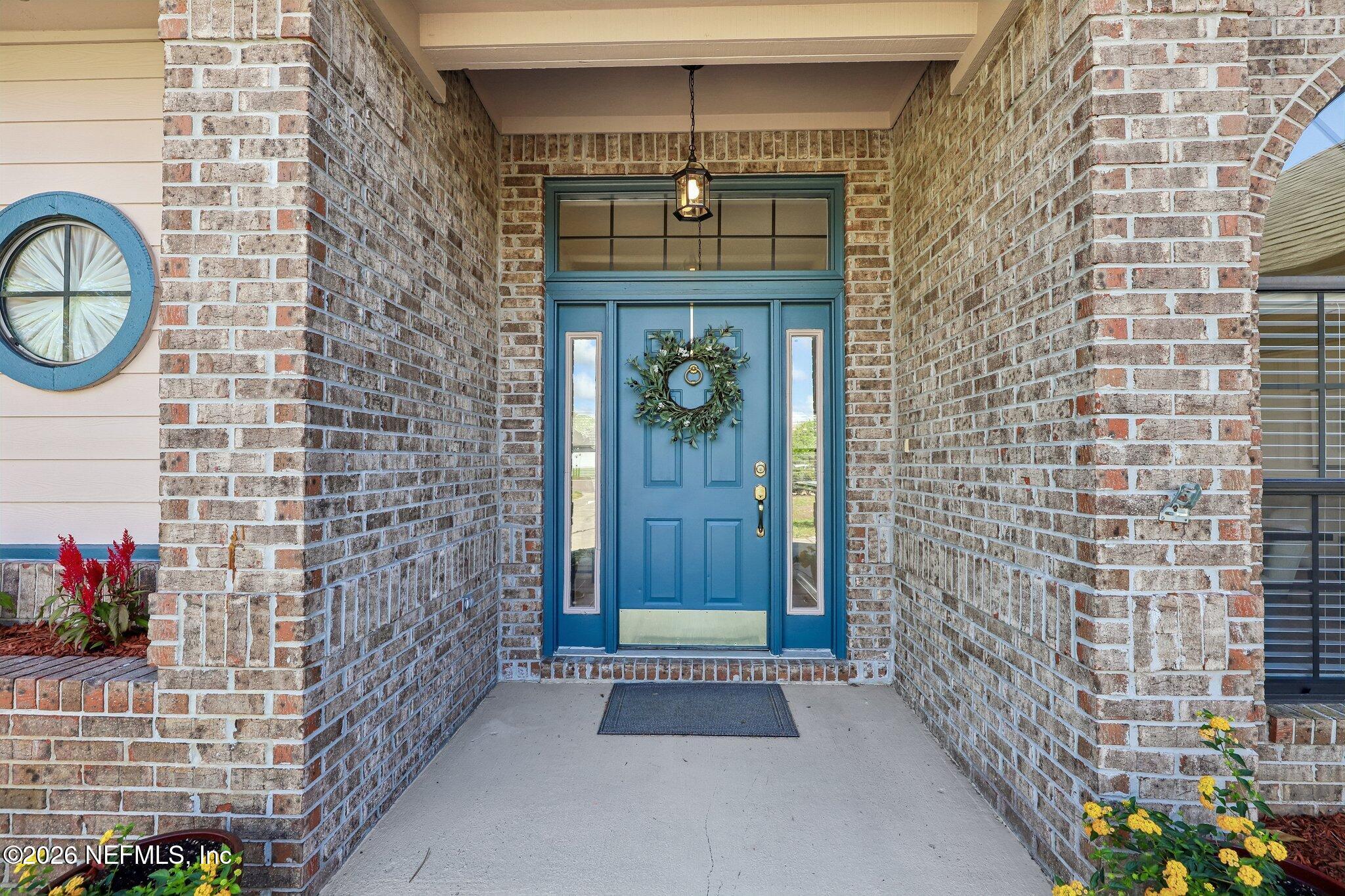 8869 COUNTRY BEND Circle