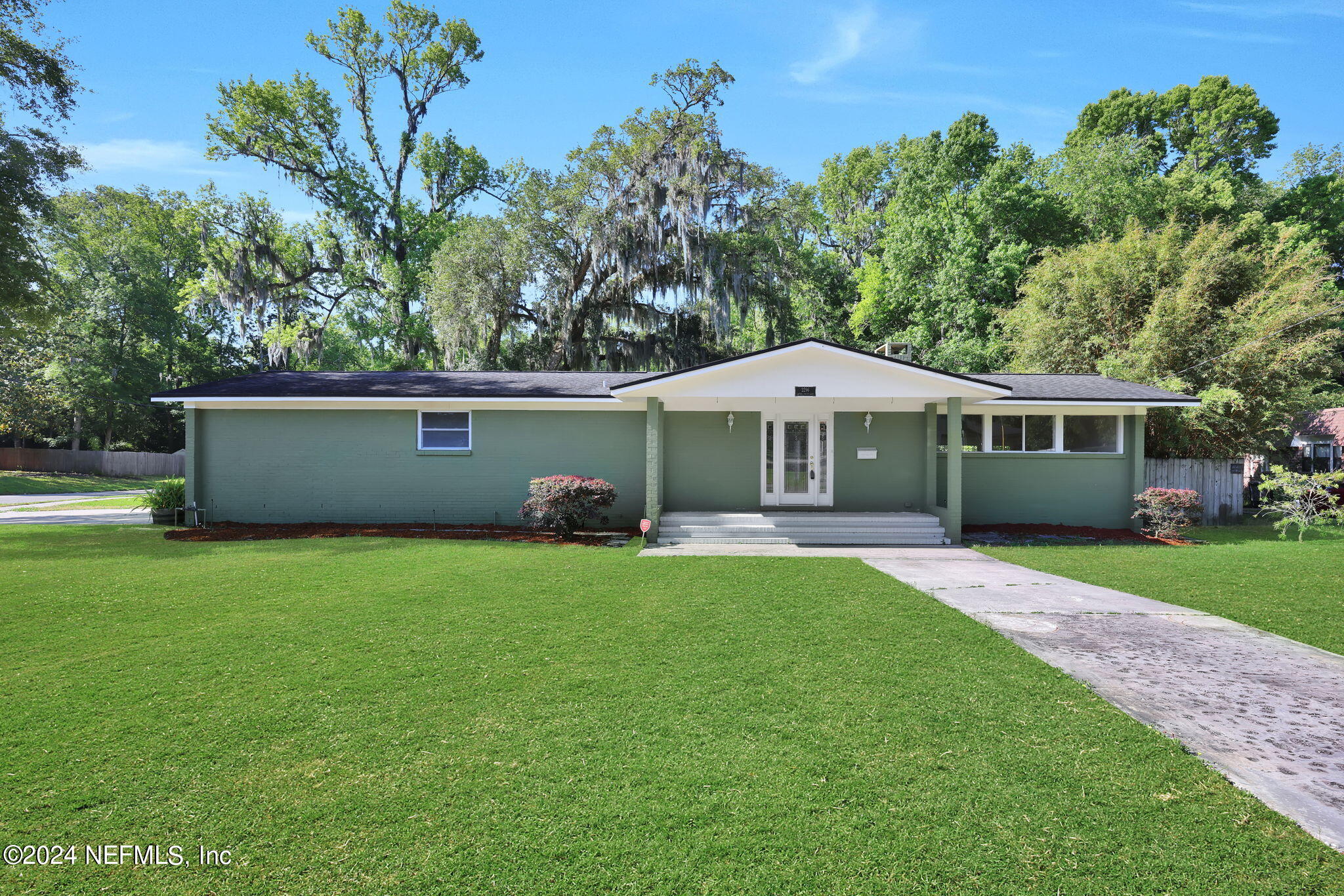 Orange Park, FL home for sale located at 2296 Laurel Grove Lane, Orange Park, FL 32073
