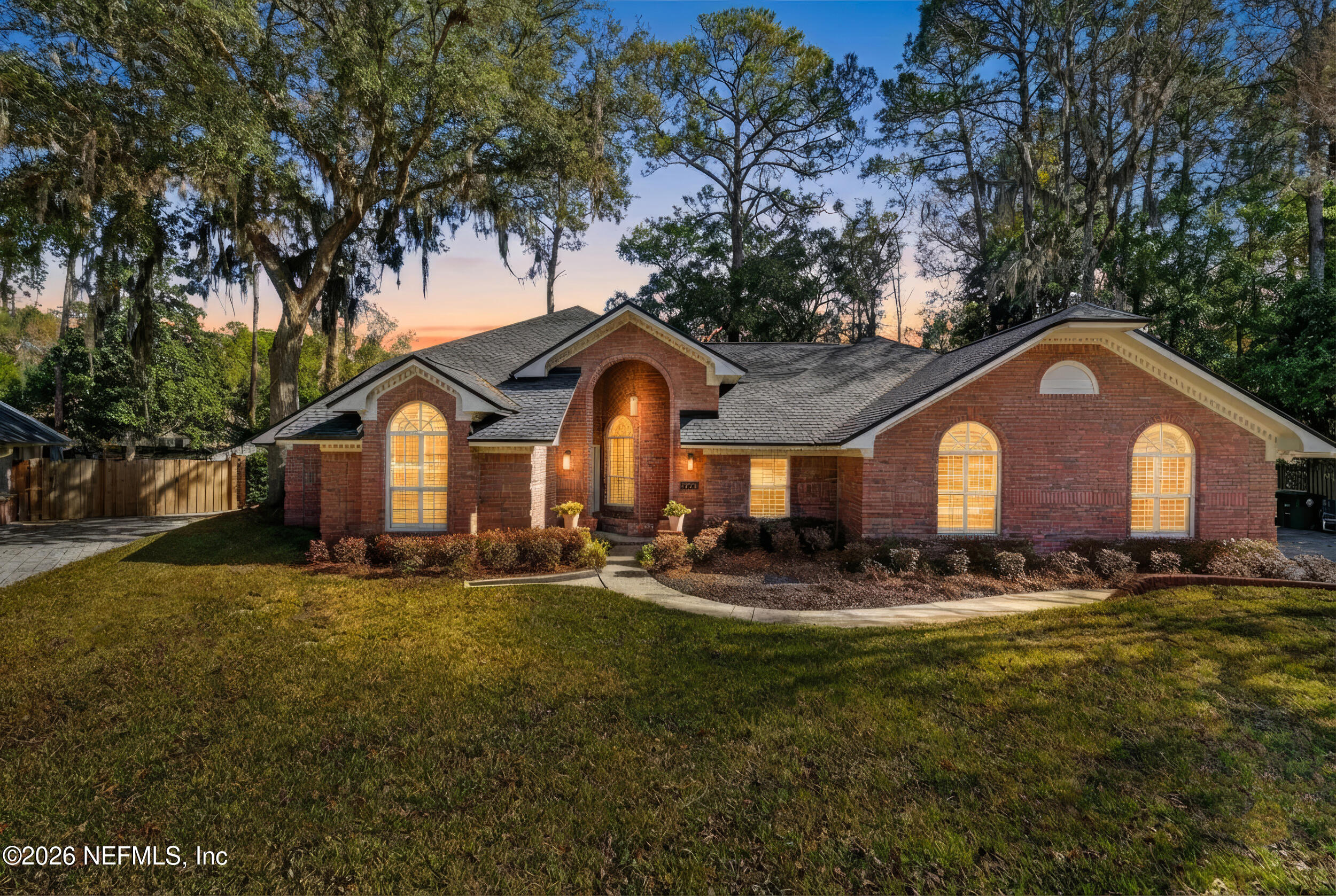 1754 LORD BYRON Lane