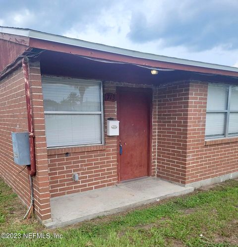 Photo of 713 4TH Avenue S, Jacksonville Beach, FL 32250 (MLS # 2156929)