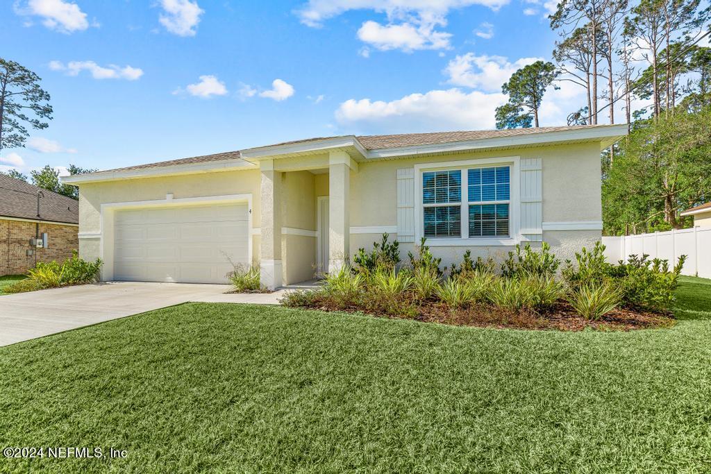 Palm Coast, FL home for sale located at 4 Porpoise Lane, Palm Coast, FL 32164
