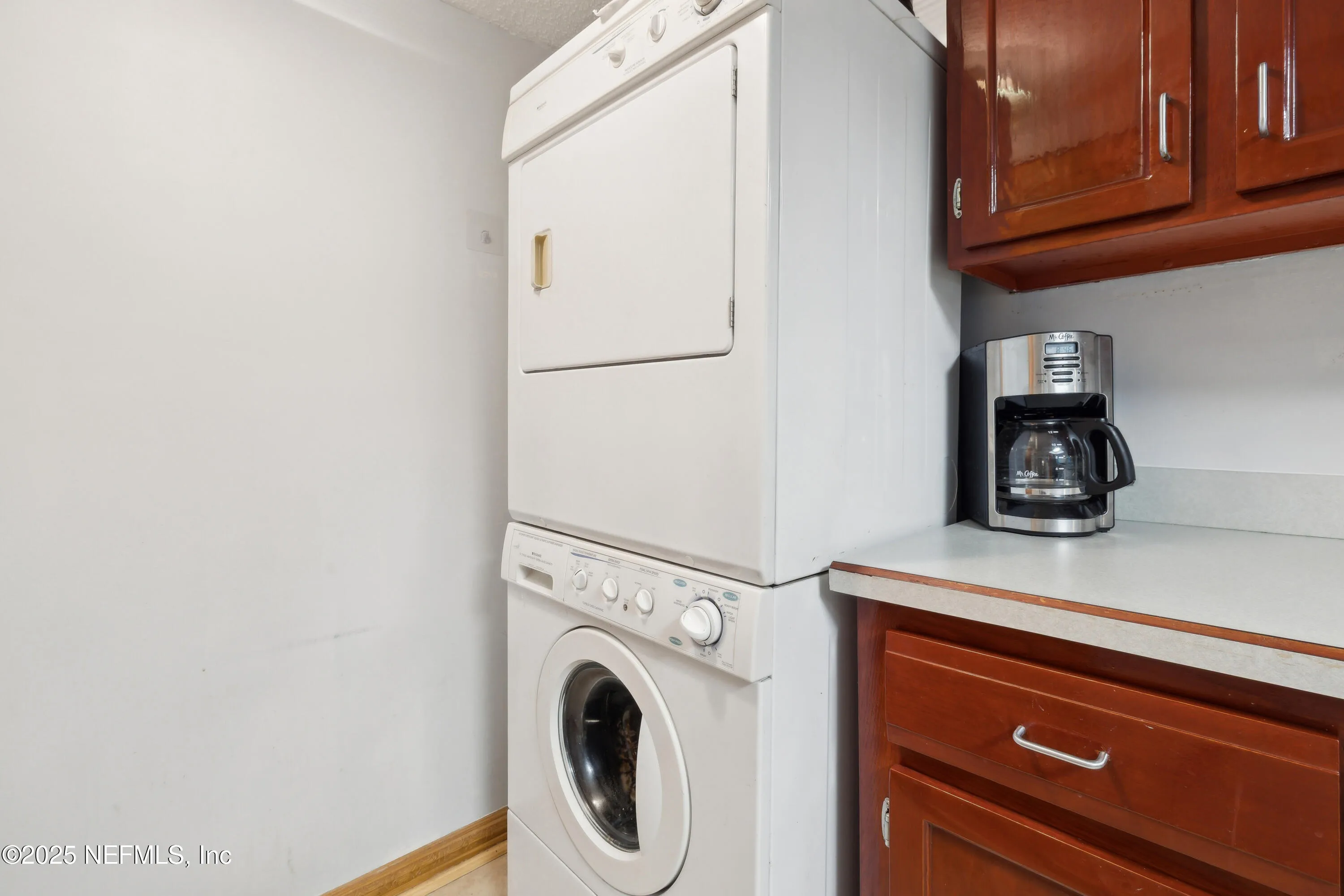 Jacksonville, Florida 32256, United States, 3 Bedrooms Bedrooms, ,2 BathroomsBathrooms,Residential,Active,183915