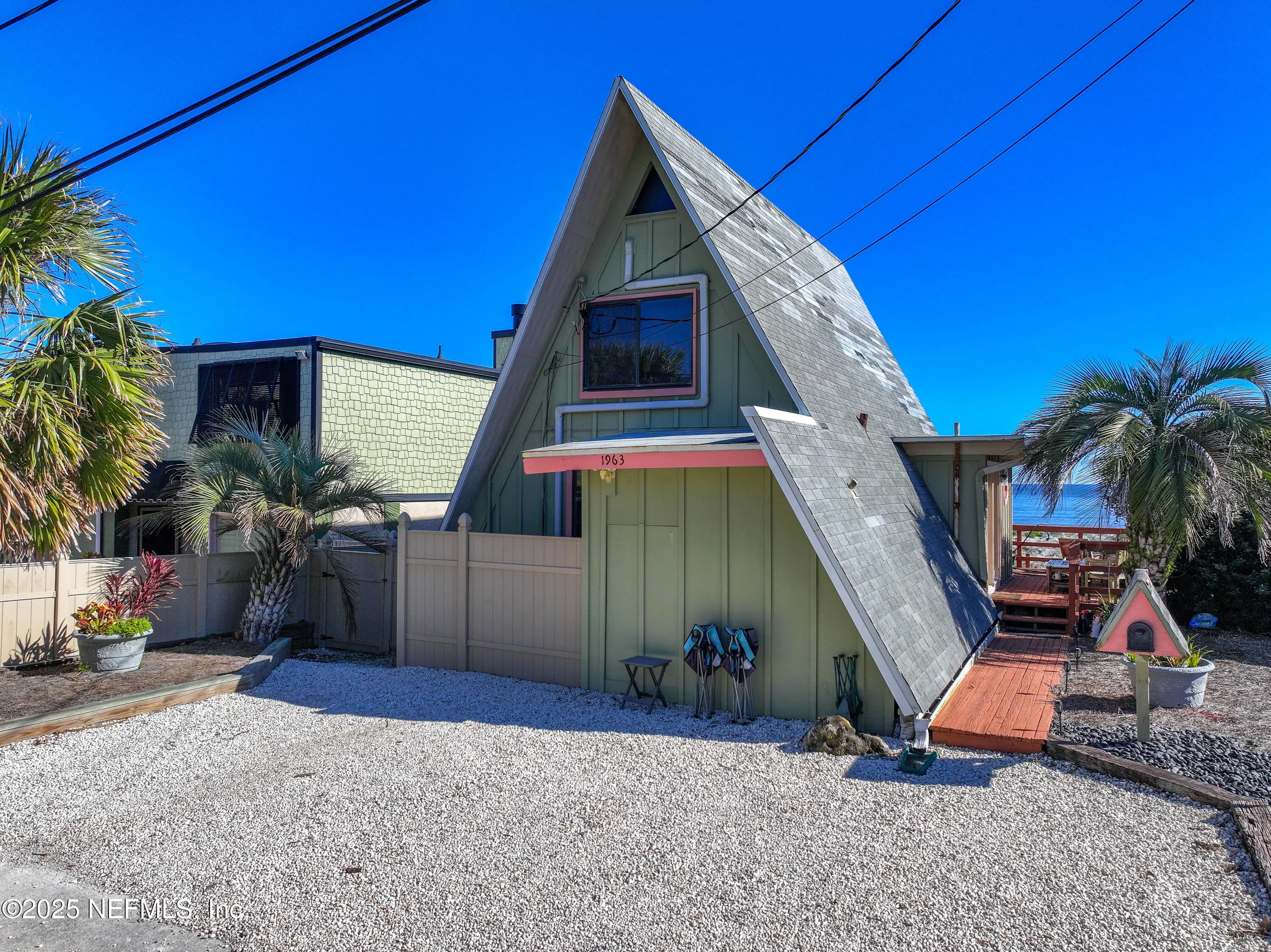 Atlantic Beach, Florida 32233, United States, 5 Bedrooms Bedrooms, ,4 BathroomsBathrooms,Residential,Active,18417