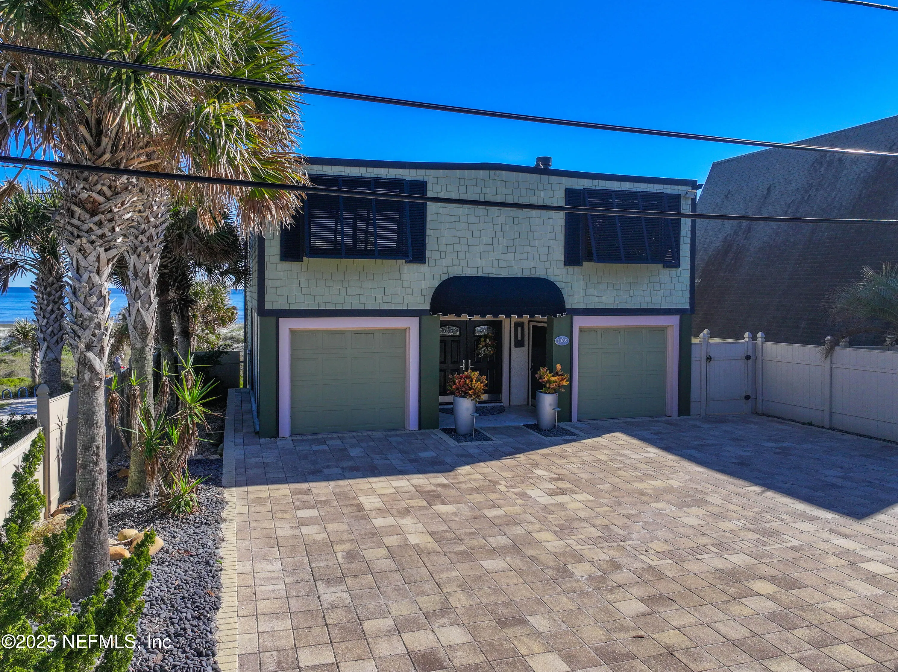 Atlantic Beach, Florida 32233, United States, 5 Bedrooms Bedrooms, ,4 BathroomsBathrooms,Residential,Active,18417