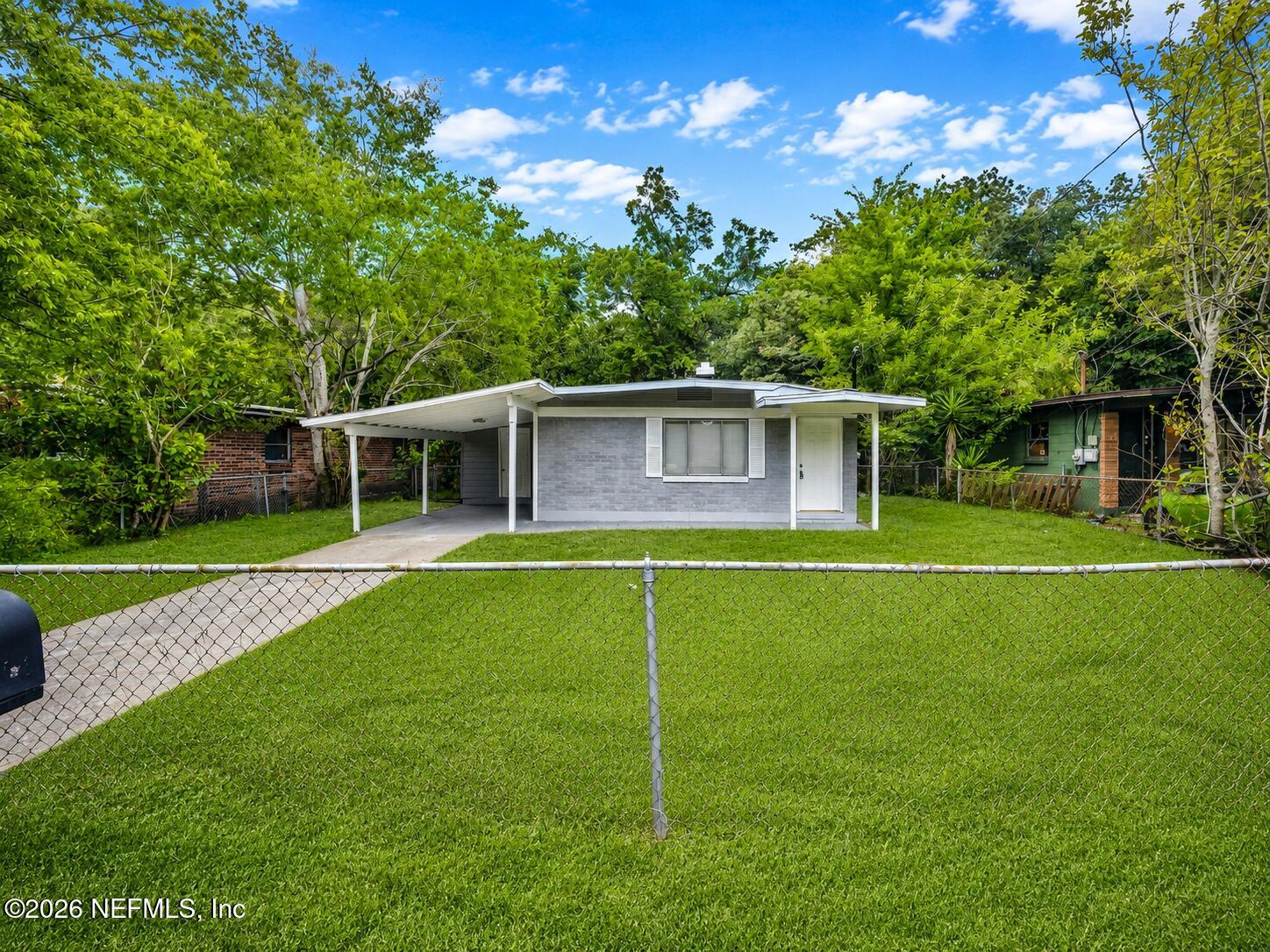 2467 25TH Street W
