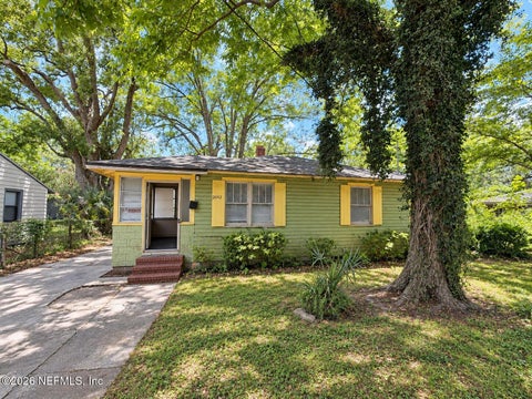 Photo of 2052 W 17TH Street, Jacksonville, FL 32209 (MLS # 2167175)