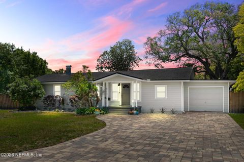 Photo of 802 3RD Avenue N, Jacksonville Beach, FL 32250 (MLS # 2140450)