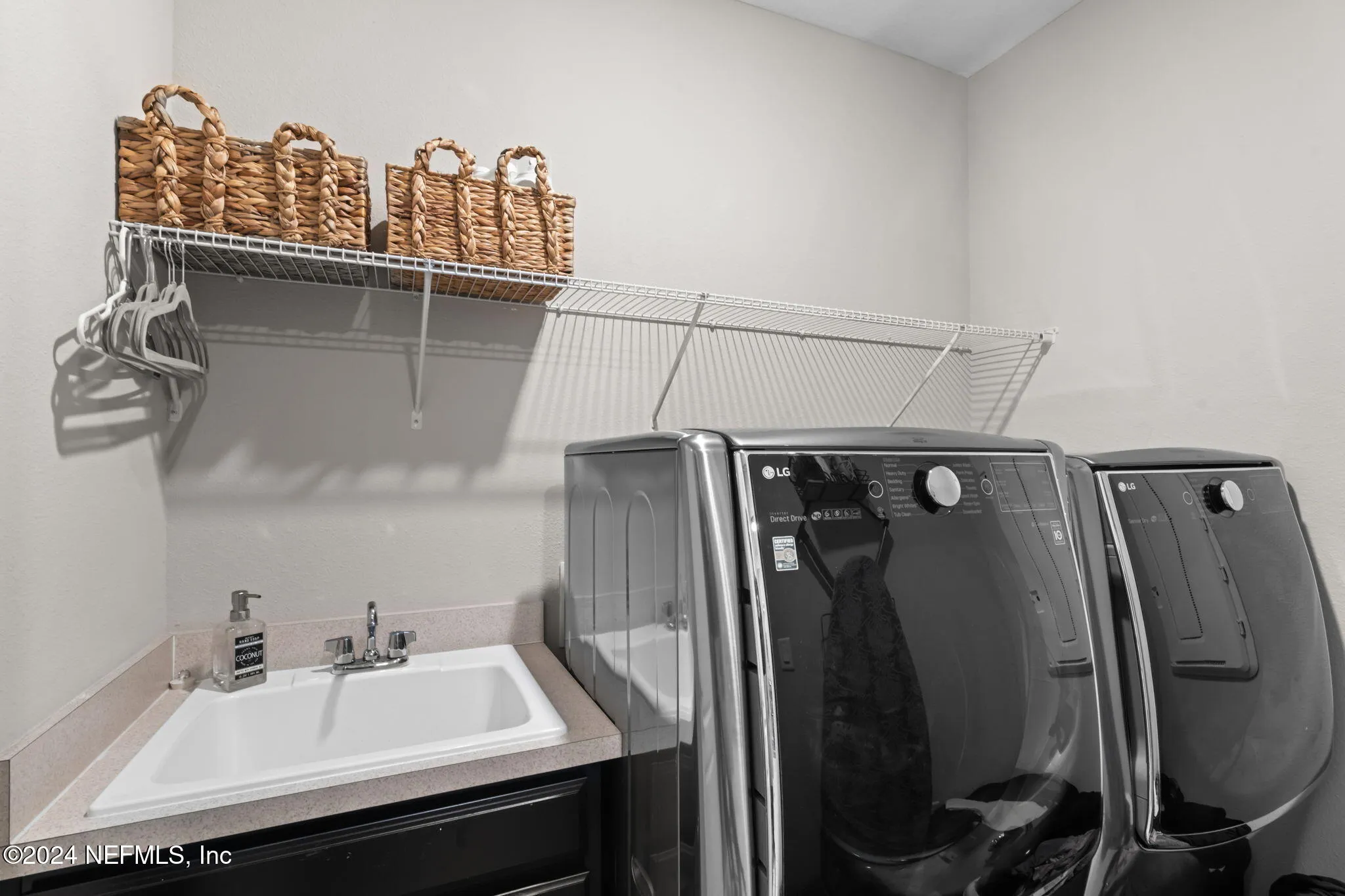 St Augustine, Florida 32095, United States, 4 Bedrooms Bedrooms, ,3 BathroomsBathrooms,Residential,Active,33861