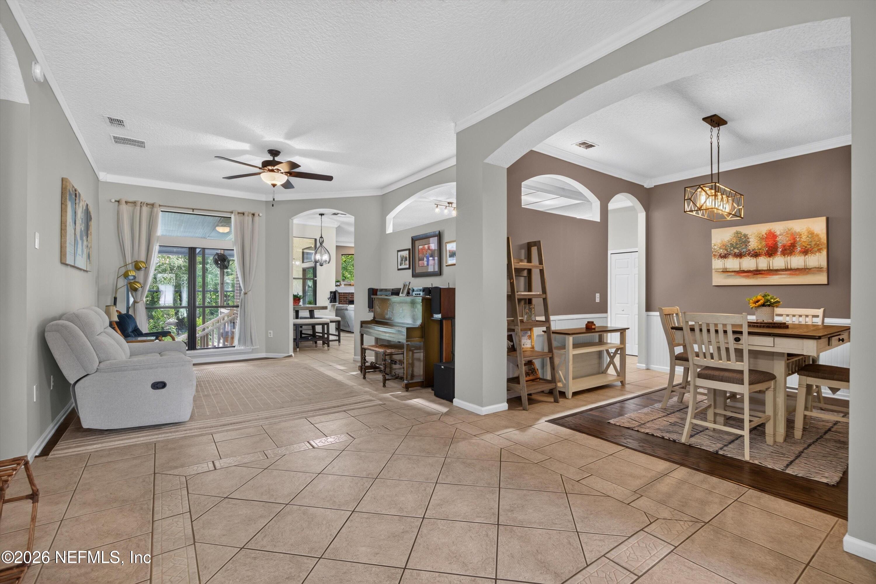 2125 BLUE HERON COVE