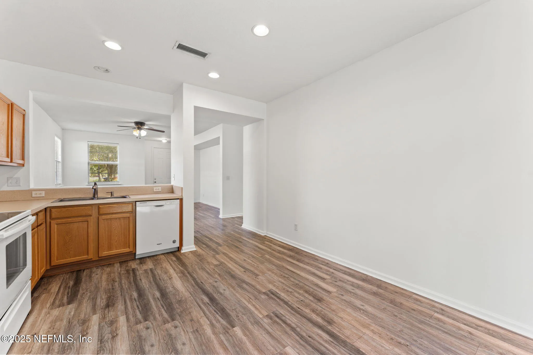 Middleburg, Florida 32068, United States, 3 Bedrooms Bedrooms, ,2 BathroomsBathrooms,Residential,Active,213247