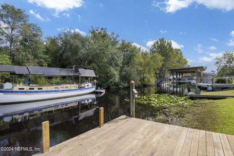 A home in Palatka