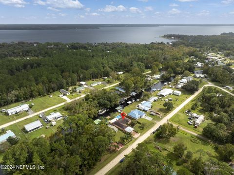 A home in Palatka