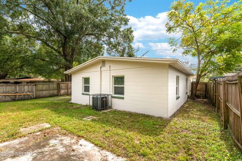 A home in Jacksonville