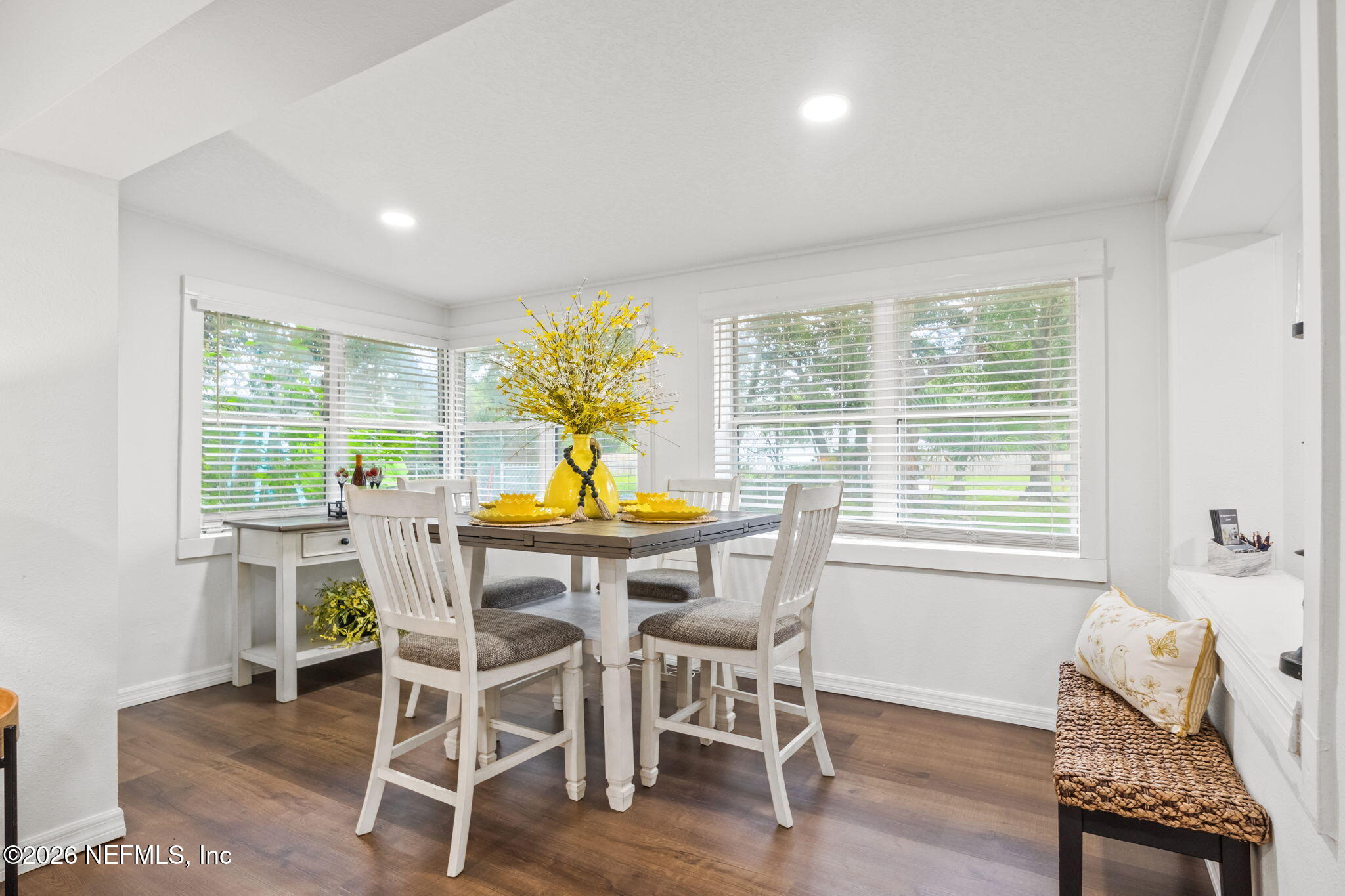 1623 ST CLAIR Street