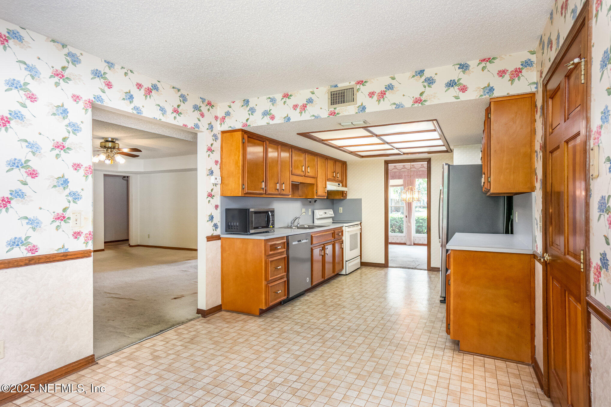 2549 STONEBRIDGE Drive