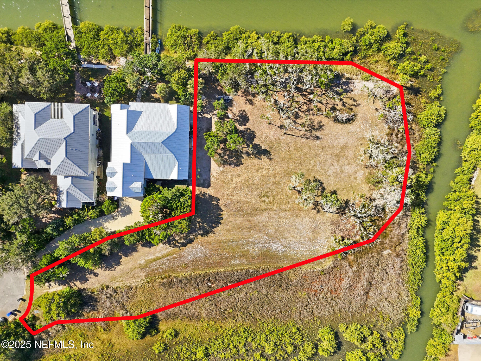 225 N LA CRESCENTA Drive