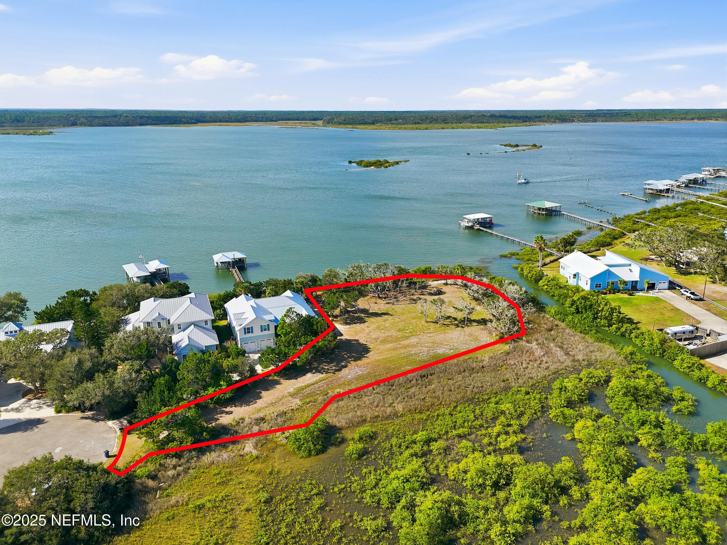 225 N LA CRESCENTA Drive