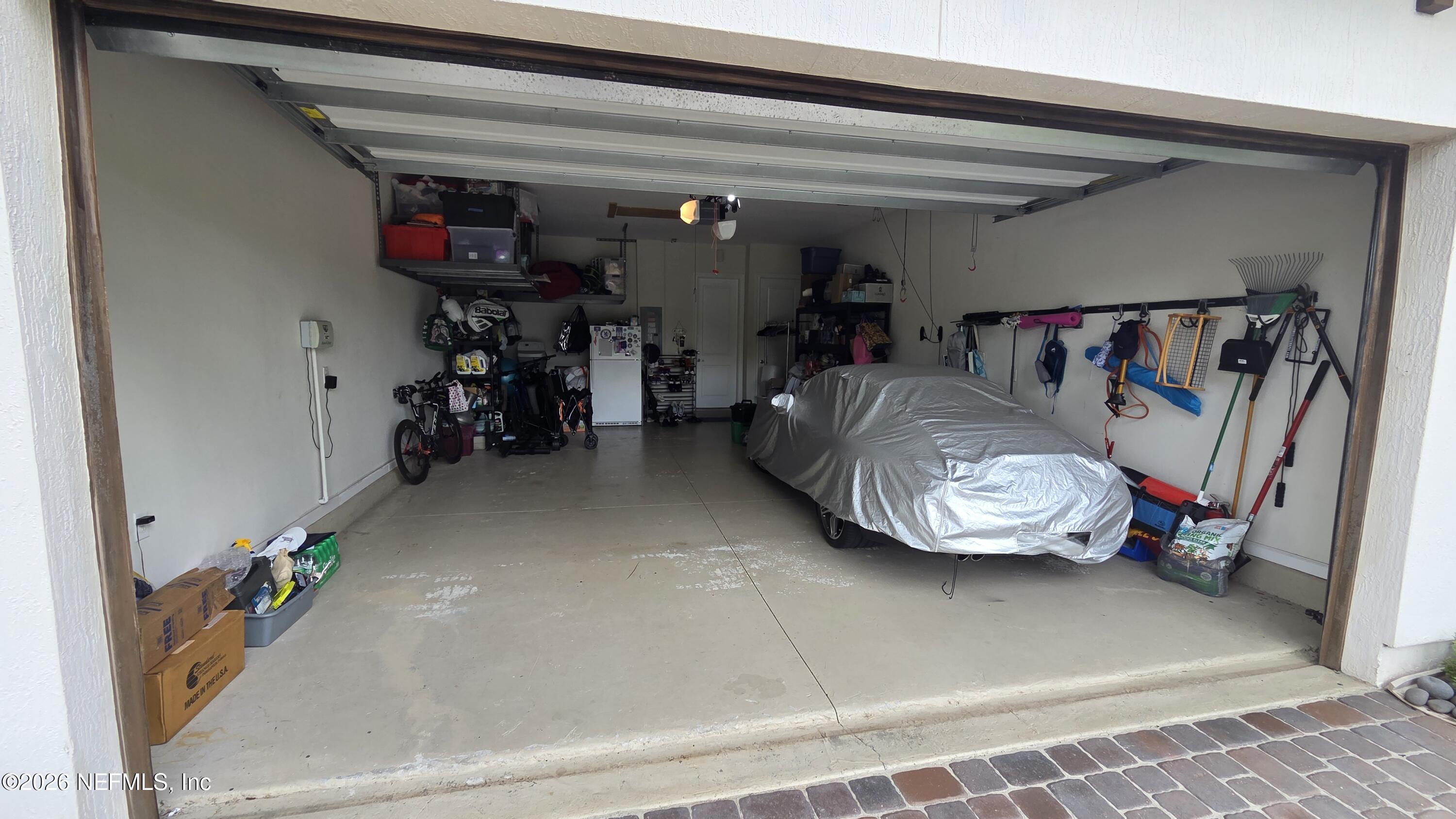 2890 PESCARA Drive