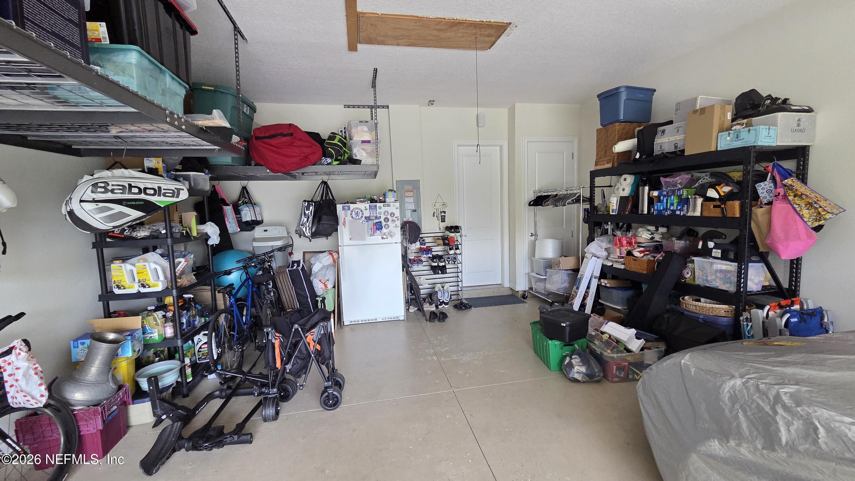 2890 PESCARA Drive