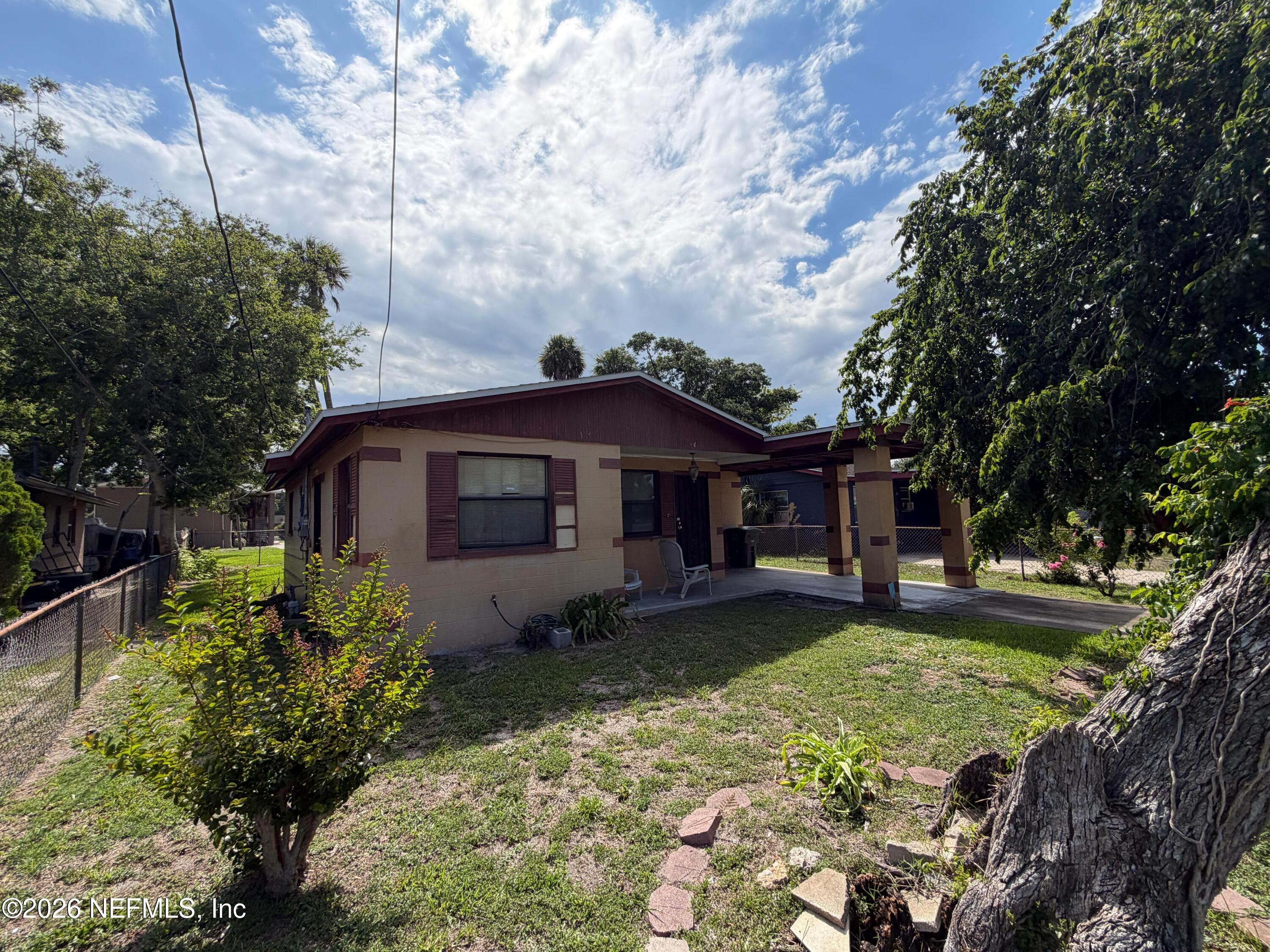 Photo 1 of 1 — 608 S CAROLINE Street, Daytona Beach, FL 32114
