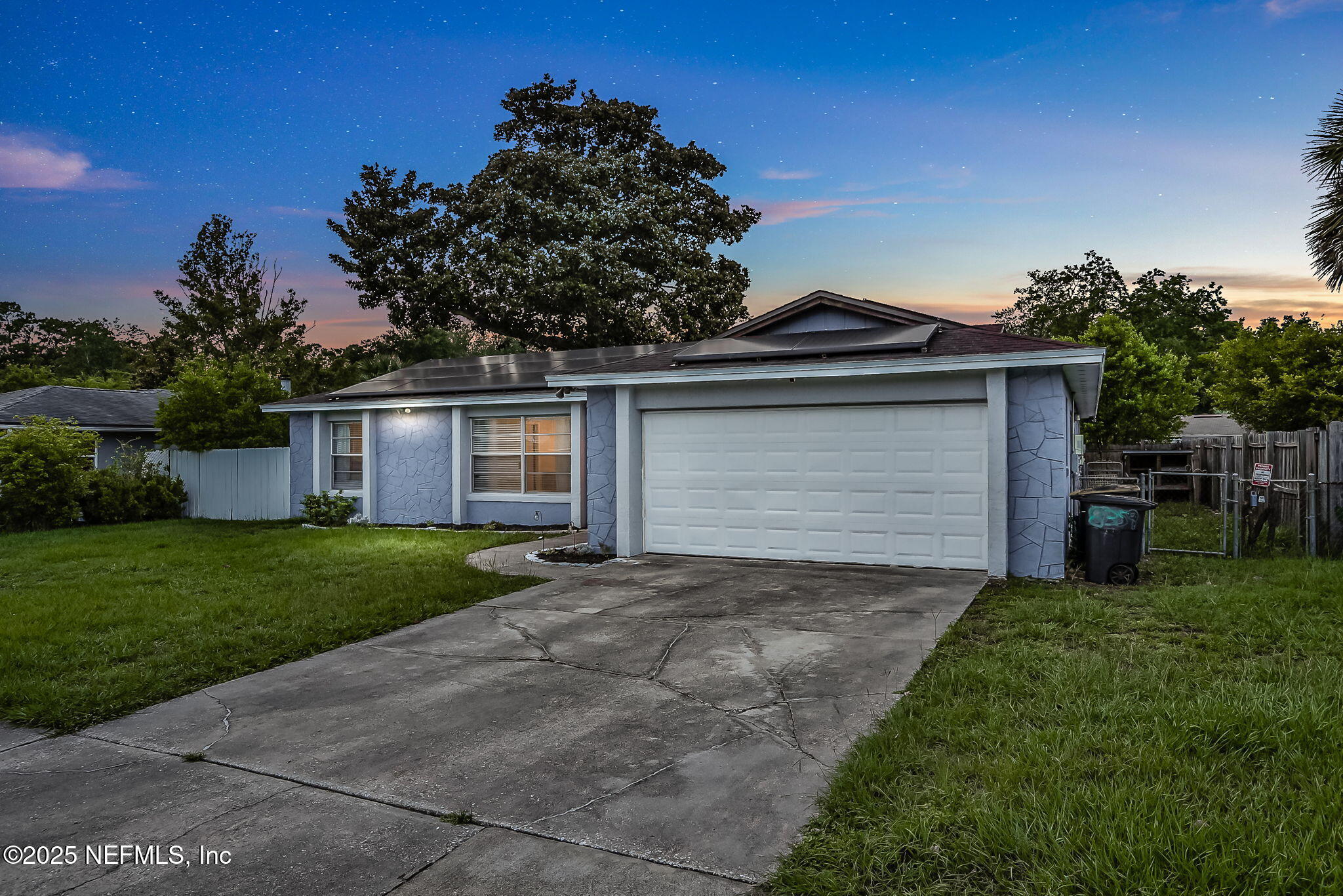 8359 IRELAND Drive