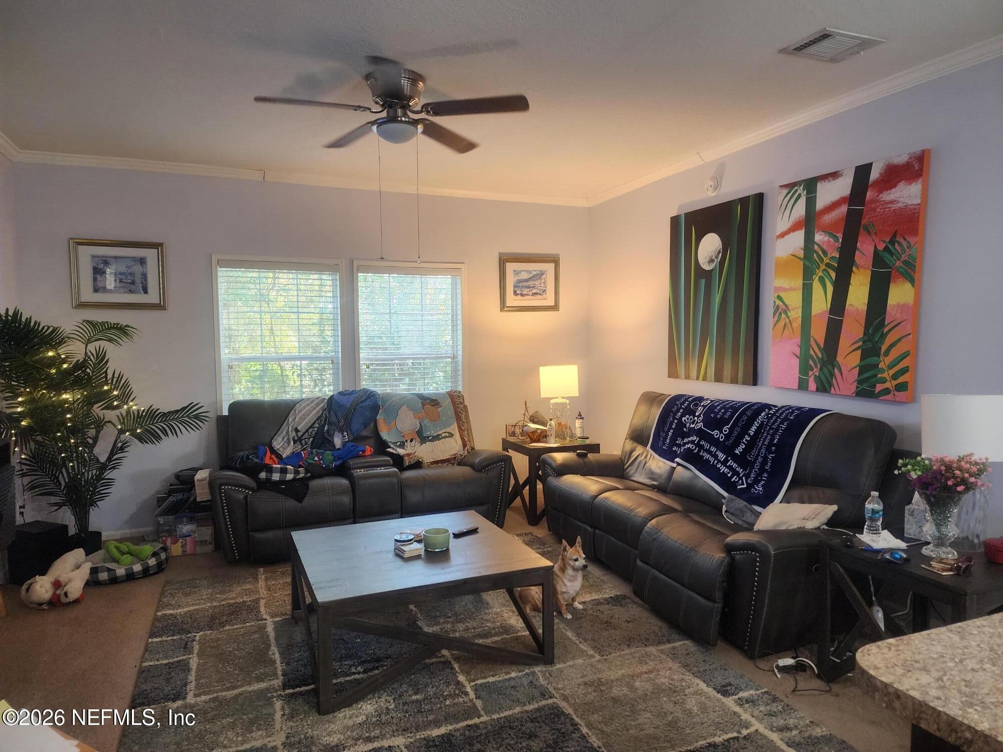 638 WALNUT Street