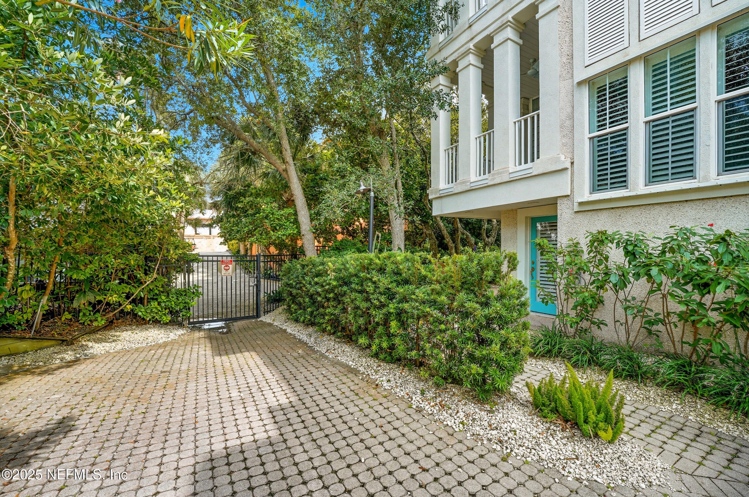 50 BEACH COTTAGE Lane