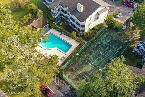 A home in Jacksonville