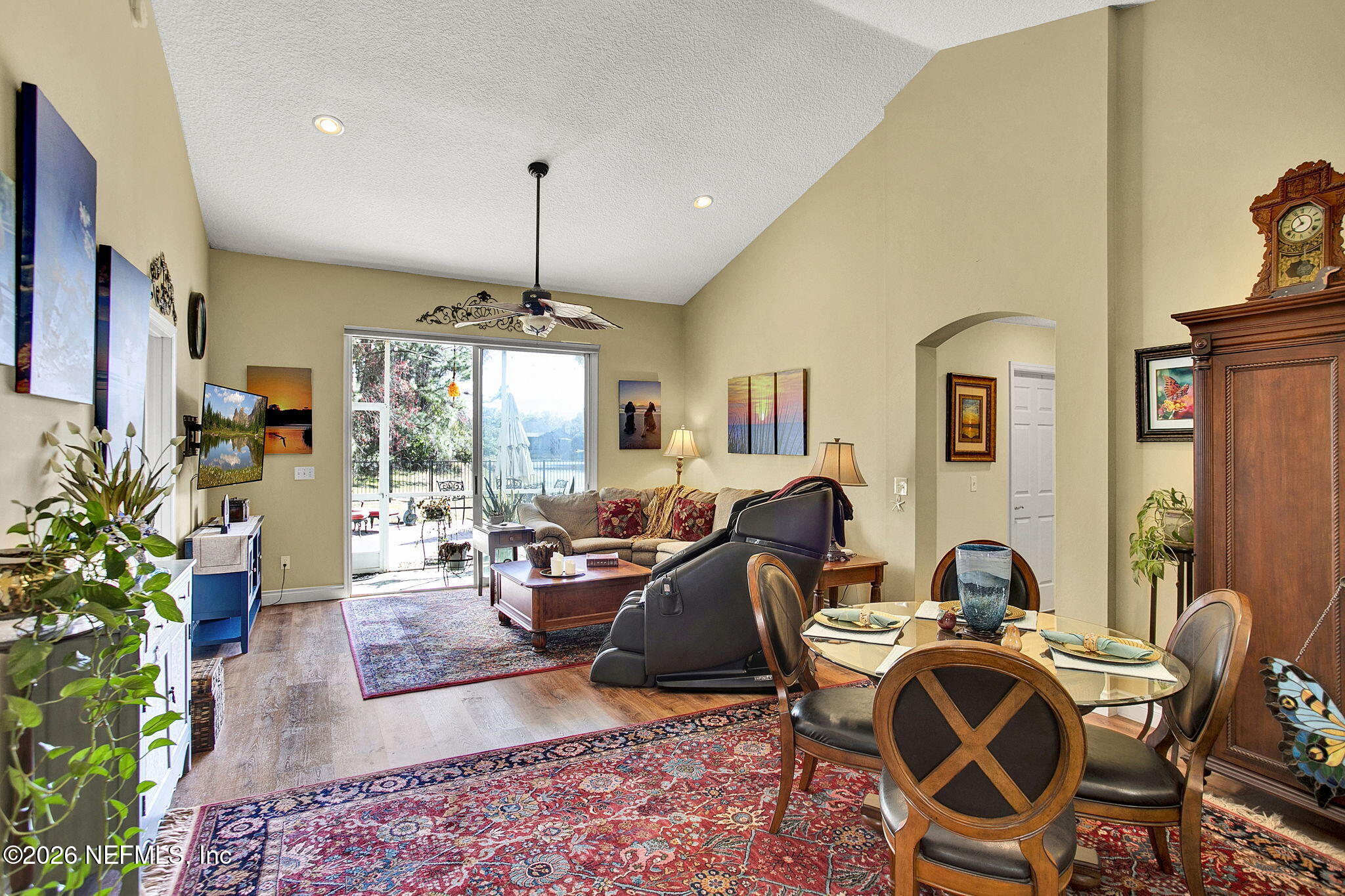 664 LAKE STONE Circle