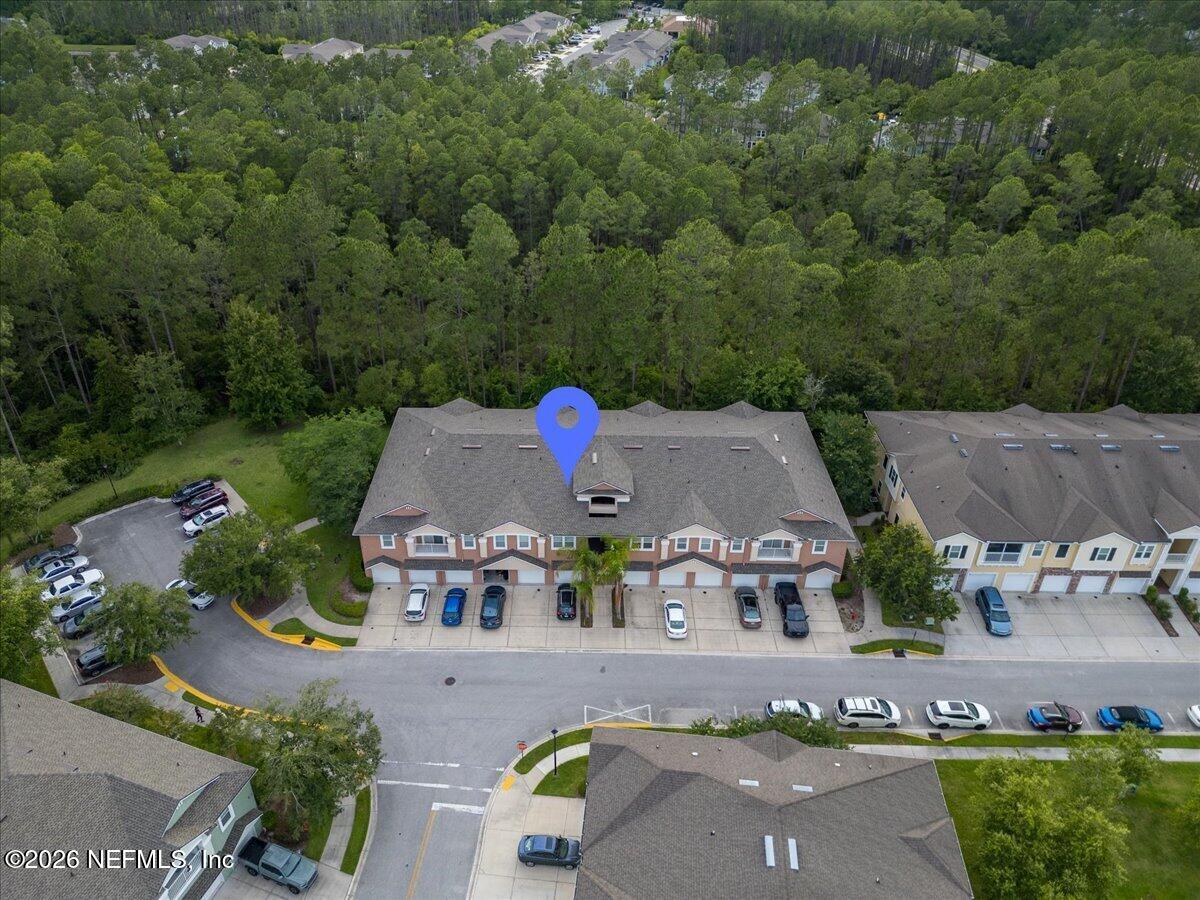224 LARKIN Place 109