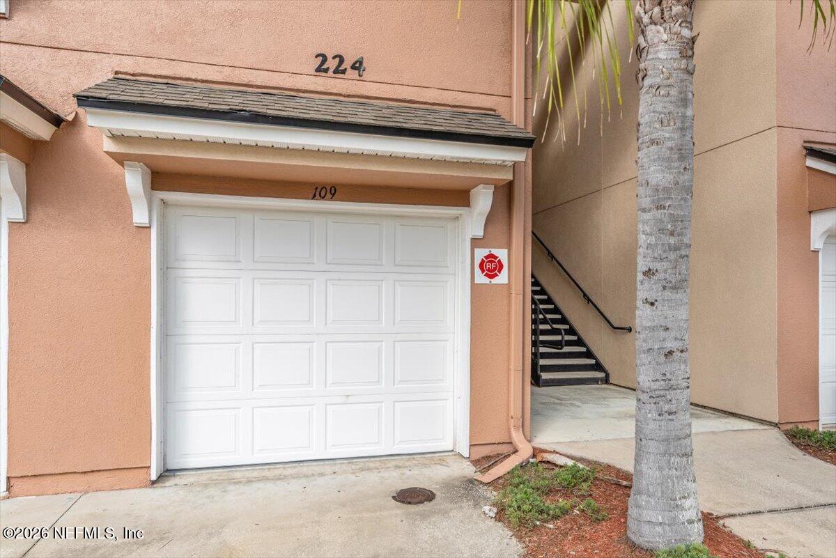224 LARKIN Place 109