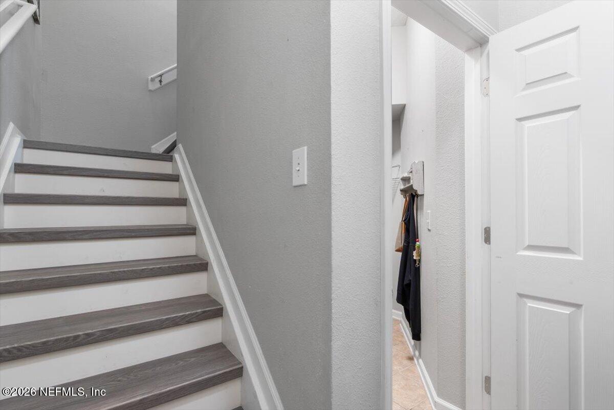 224 LARKIN Place 109