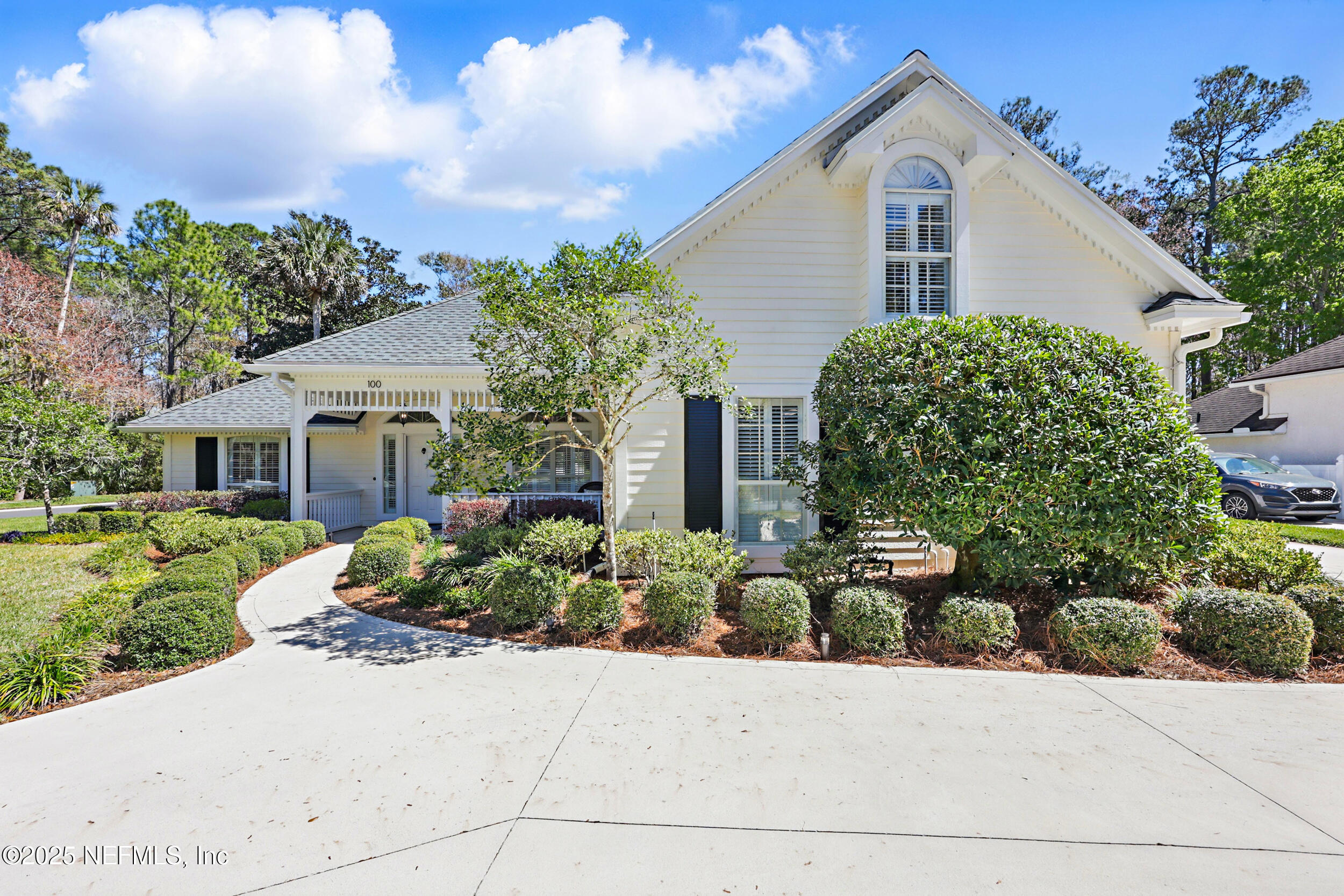 100 SHELL BLUFF Court
