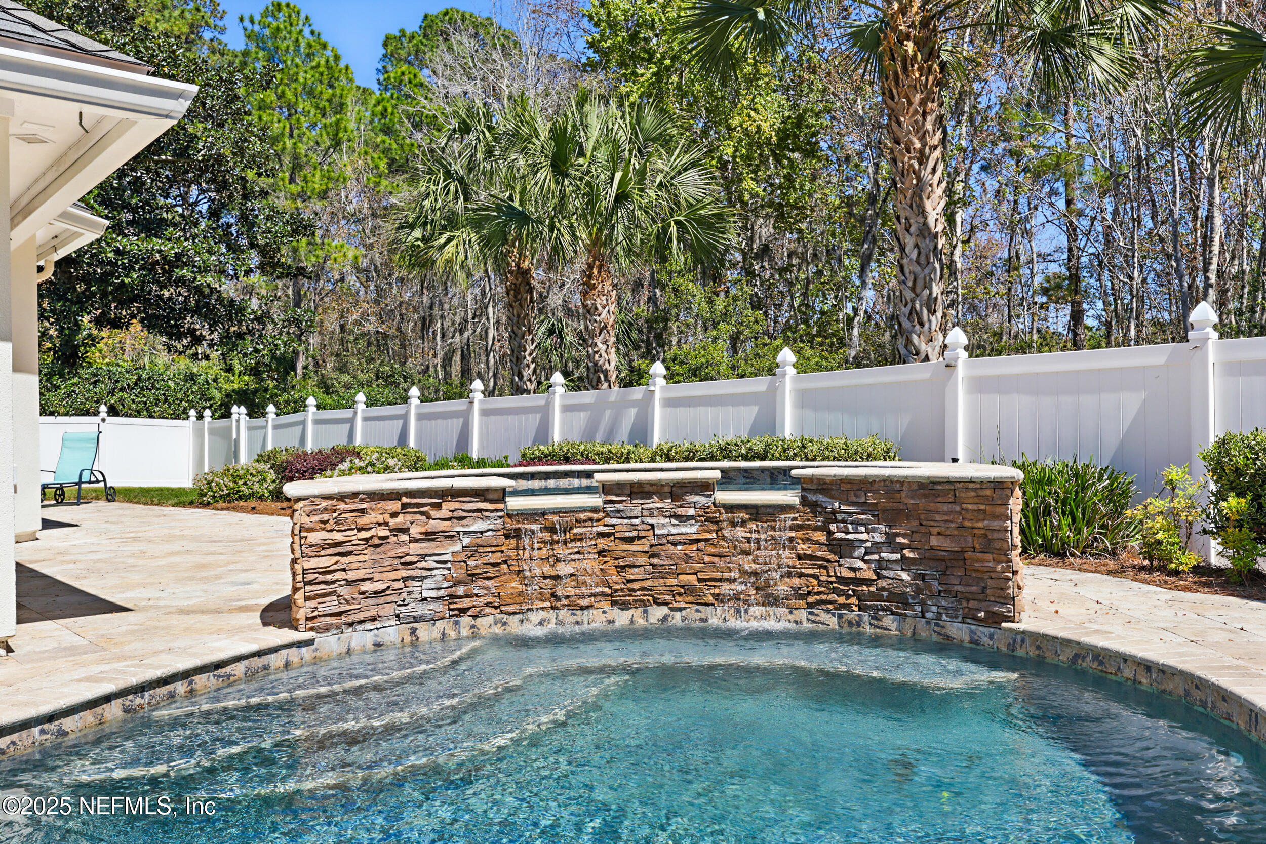100 SHELL BLUFF Court
