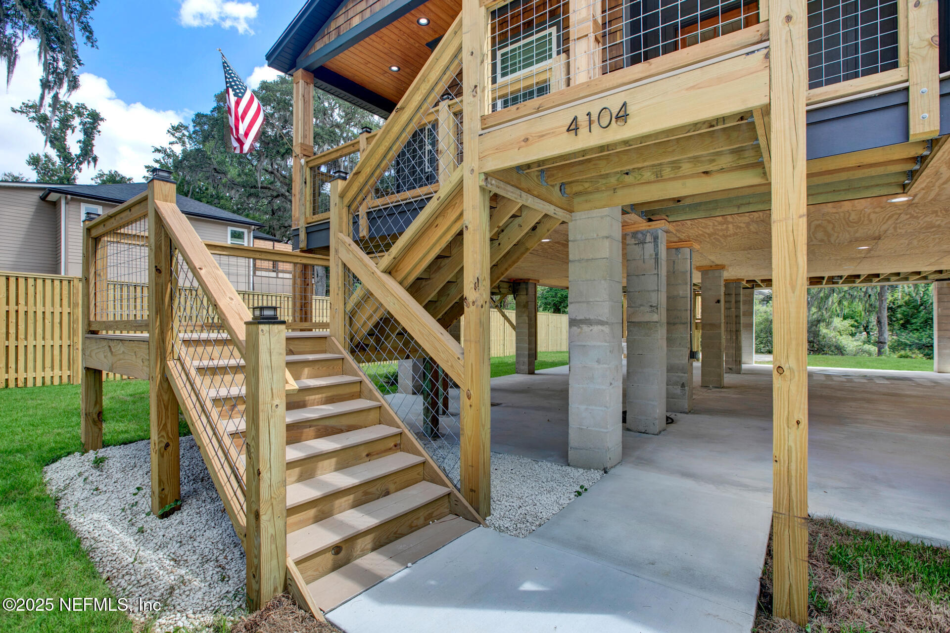 4104 SCENIC Drive