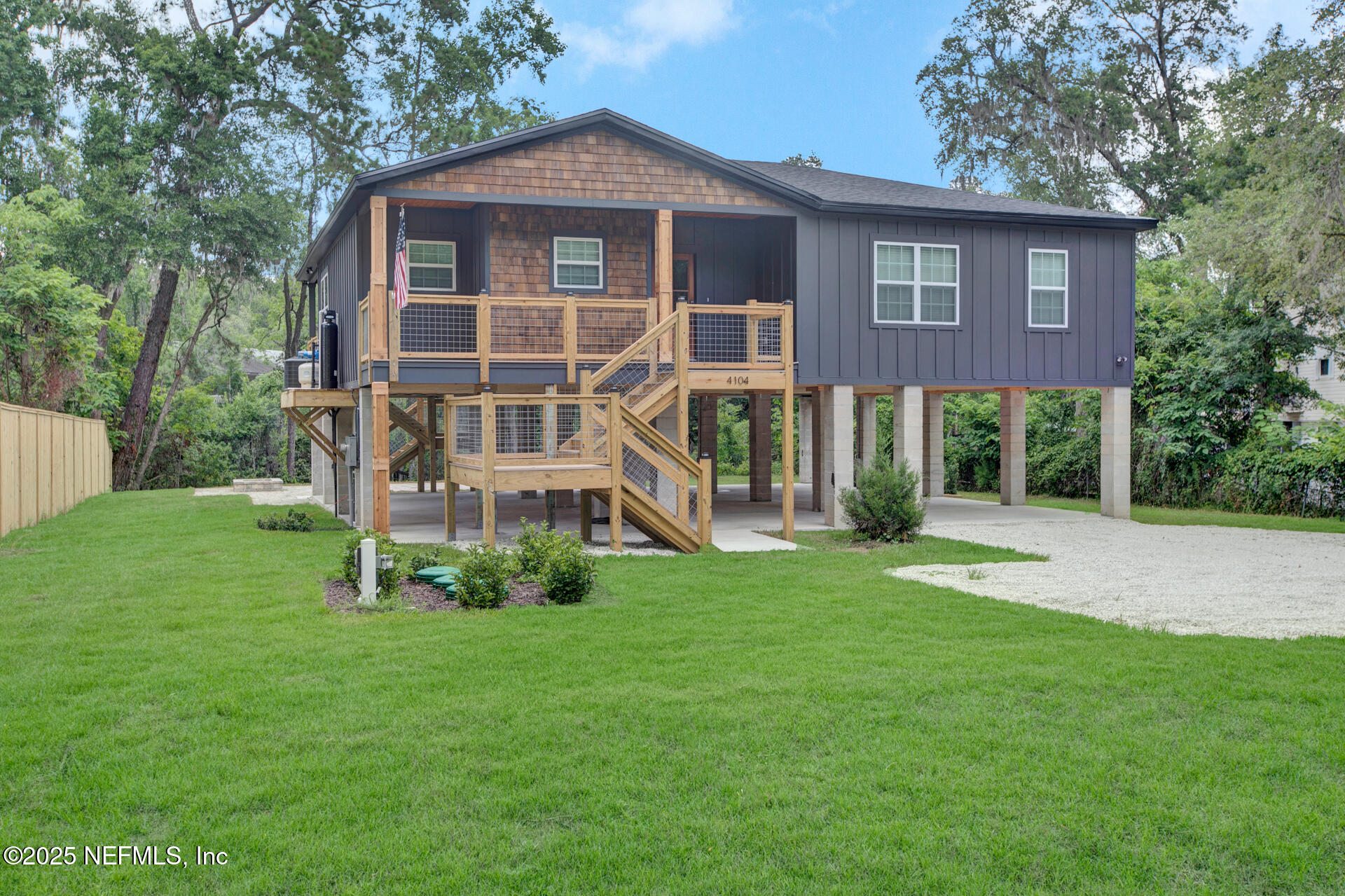 4104 SCENIC Drive