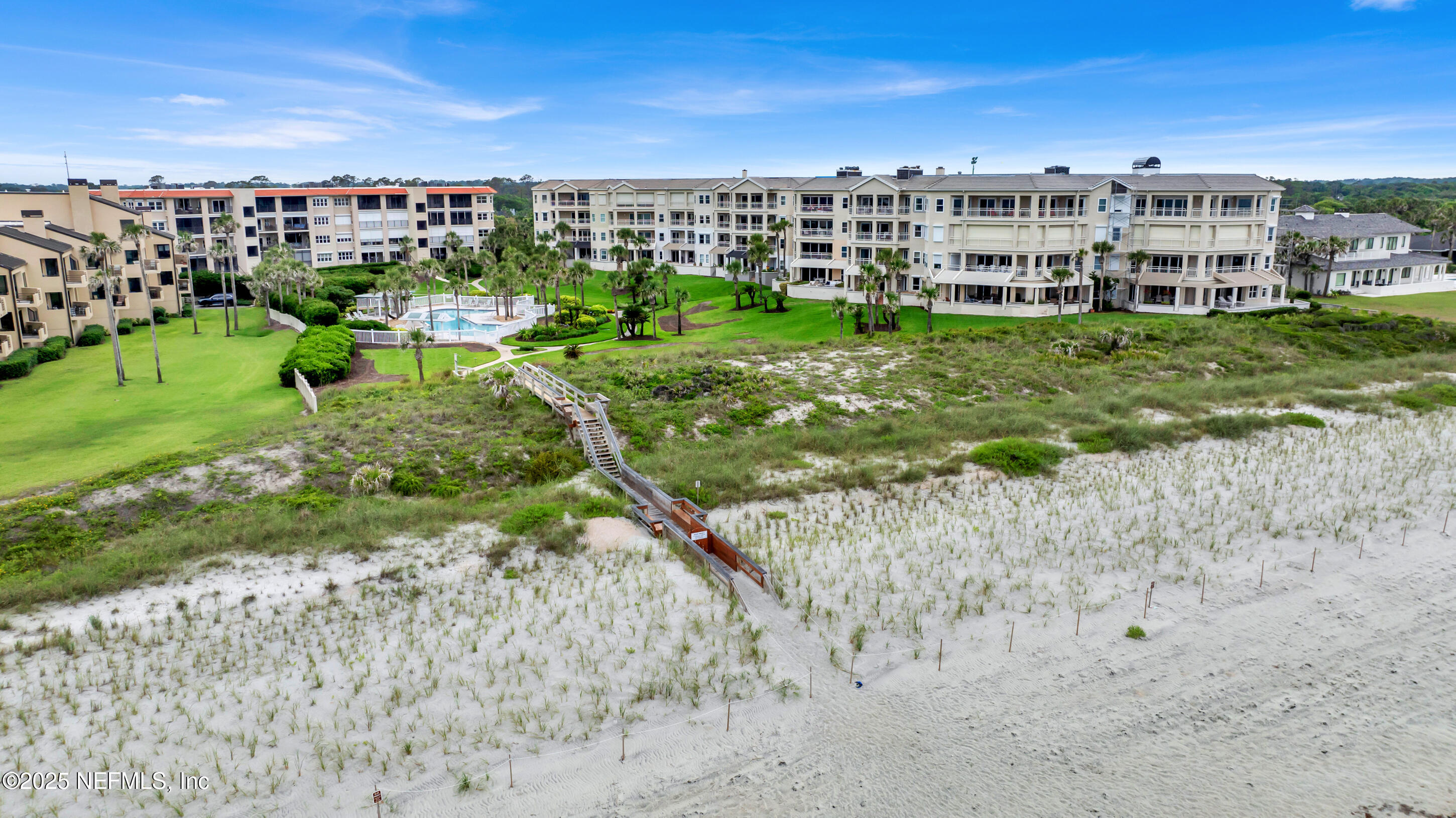 948 SPINNAKERS REACH Drive