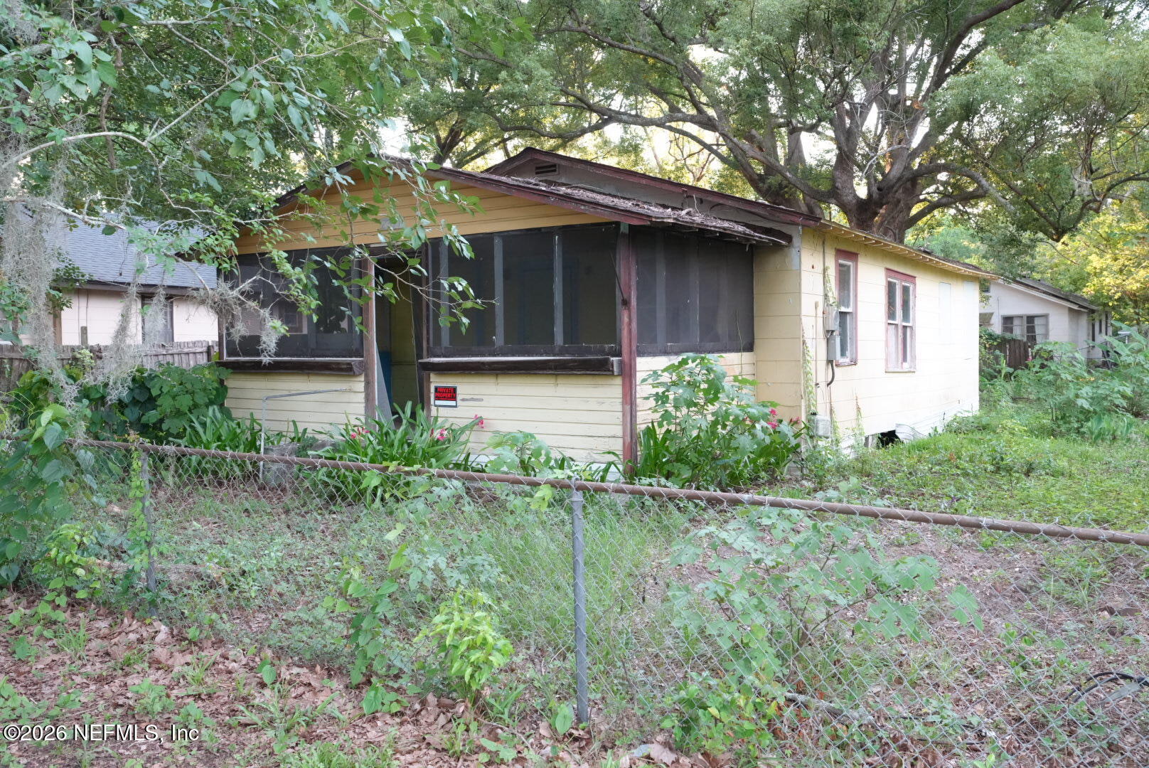 2371 JAYSON Avenue