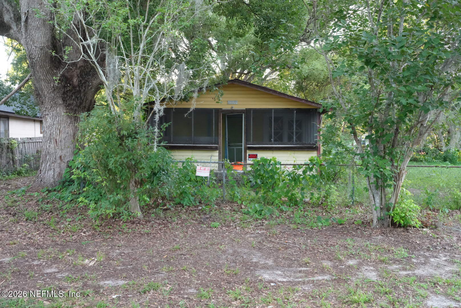 2371 JAYSON Avenue
