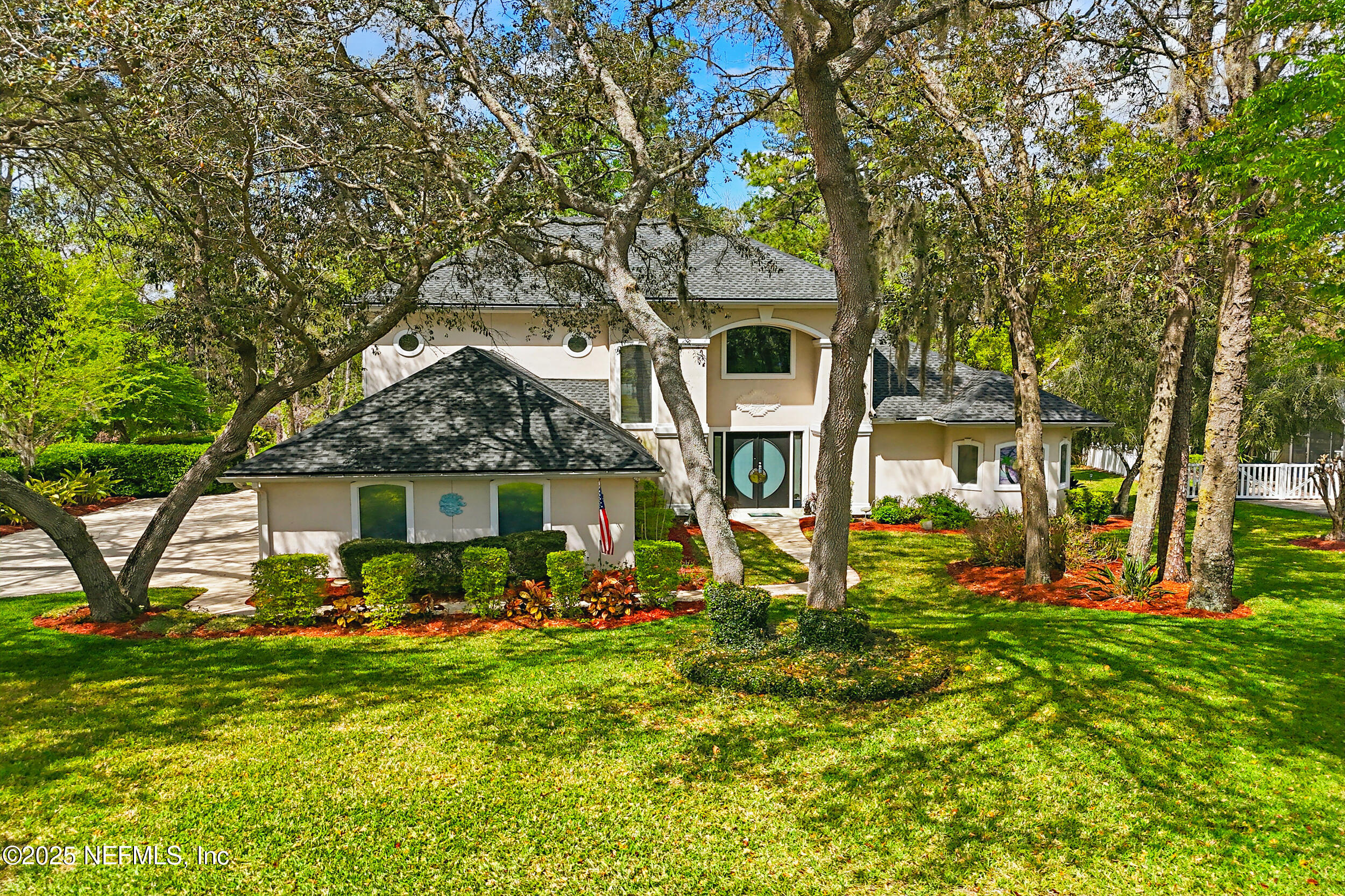 1304 HIDEAWAY Drive S