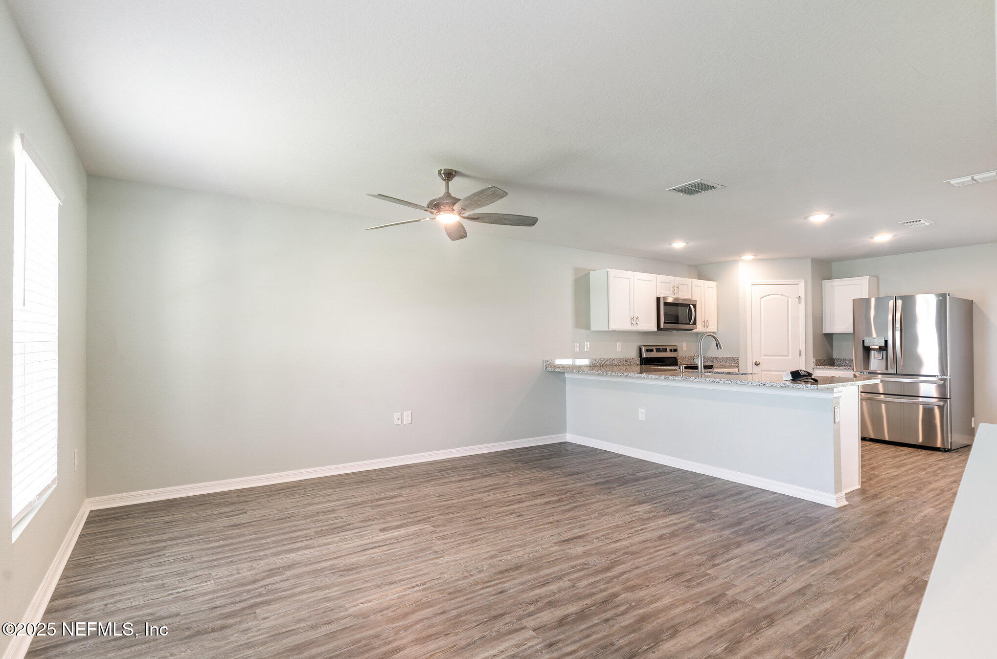 415 RIVER HILL Drive