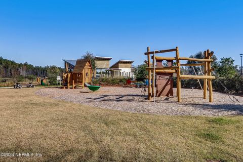 A home in Yulee