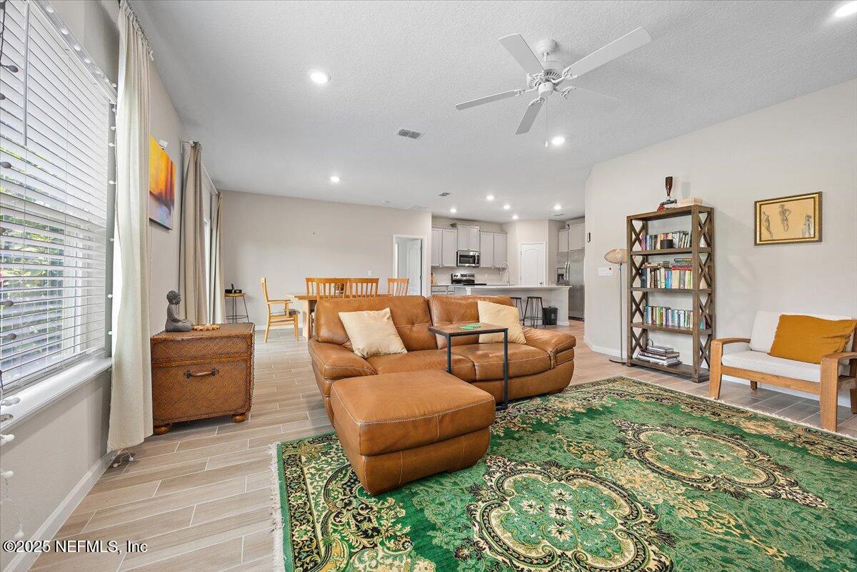 438 STONE ARBOR Lane