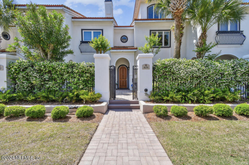 Jacksonville, FL home for sale located at 408 E Bay Street, Jacksonville, FL 32202
