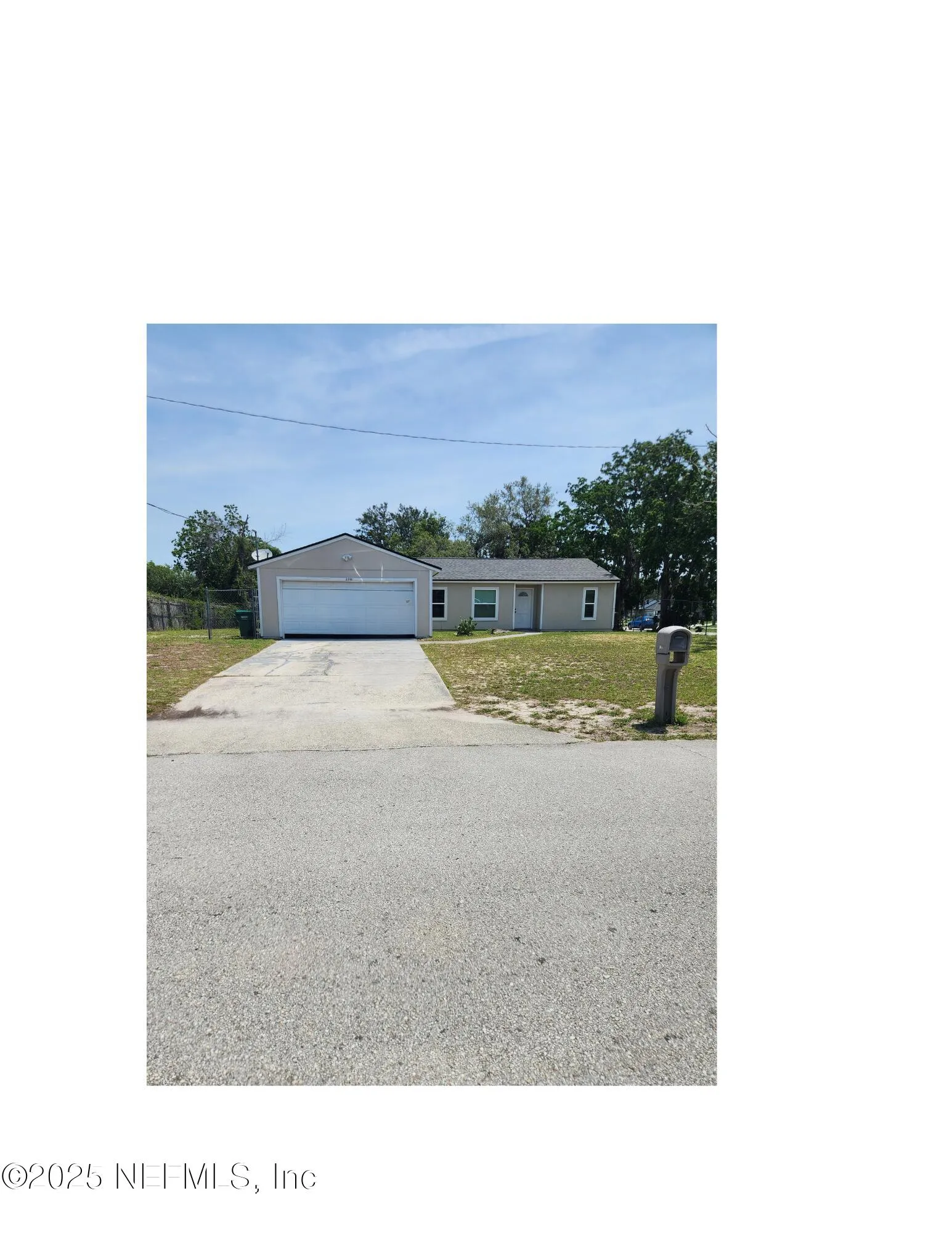 Deltona, Florida 32738, United States, 3 Bedrooms Bedrooms, ,2 BathroomsBathrooms,Residential,Pending,141443