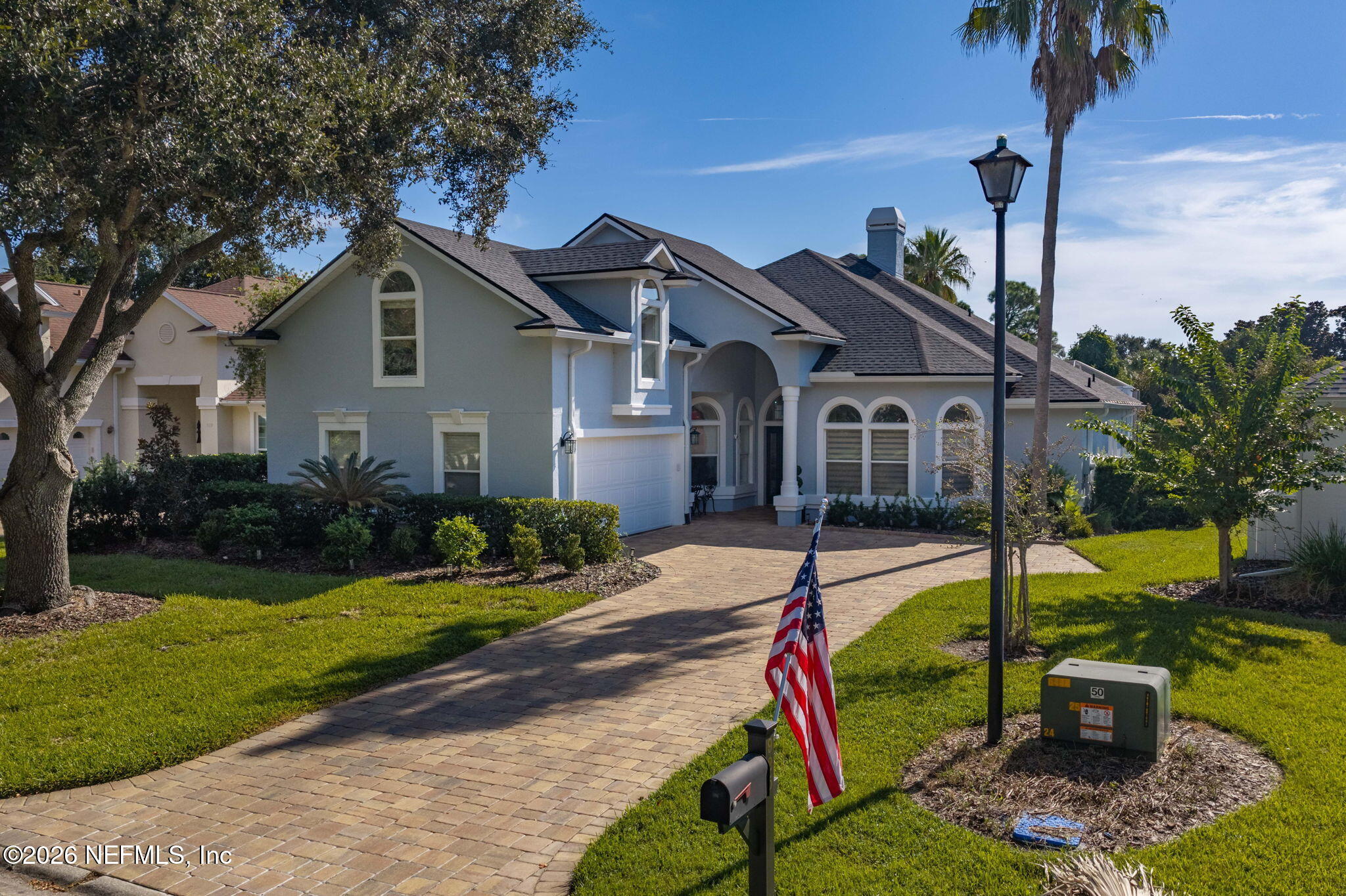 925 SPRING LAKE Court
