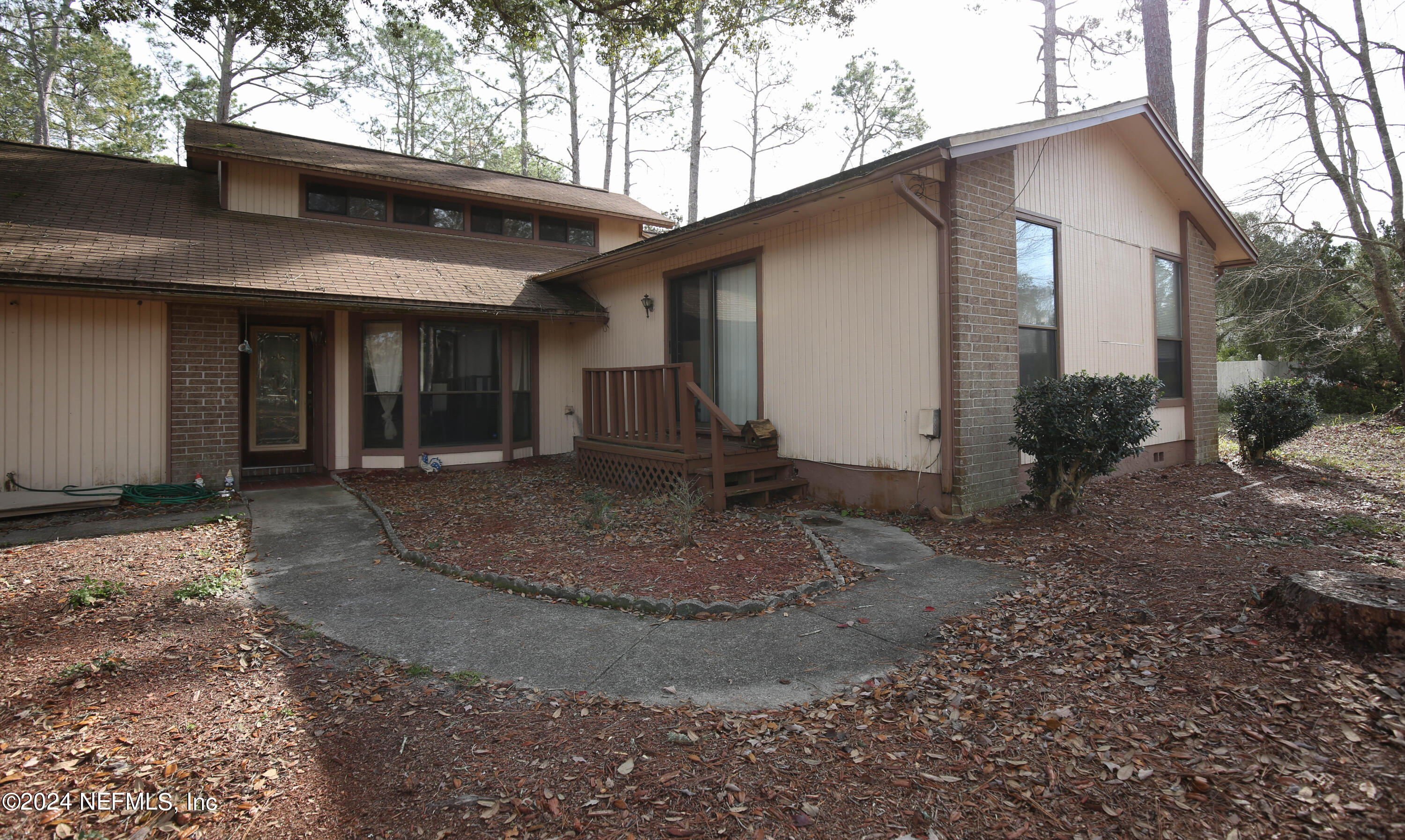 Middleburg, FL home for sale located at 4320 Saddlehorn Trail, Middleburg, FL 32068